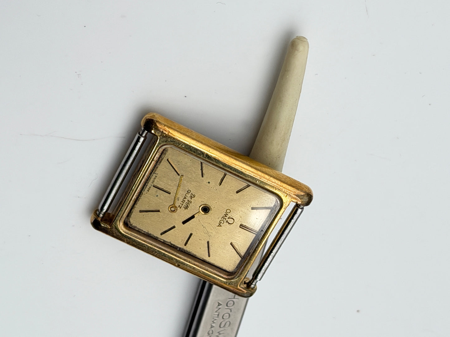 omega de ville quartz 1350 24x32mm cassa case