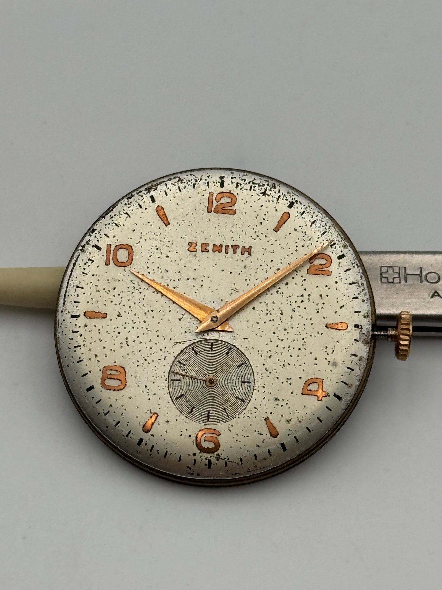 Zenith 106 movement movimento