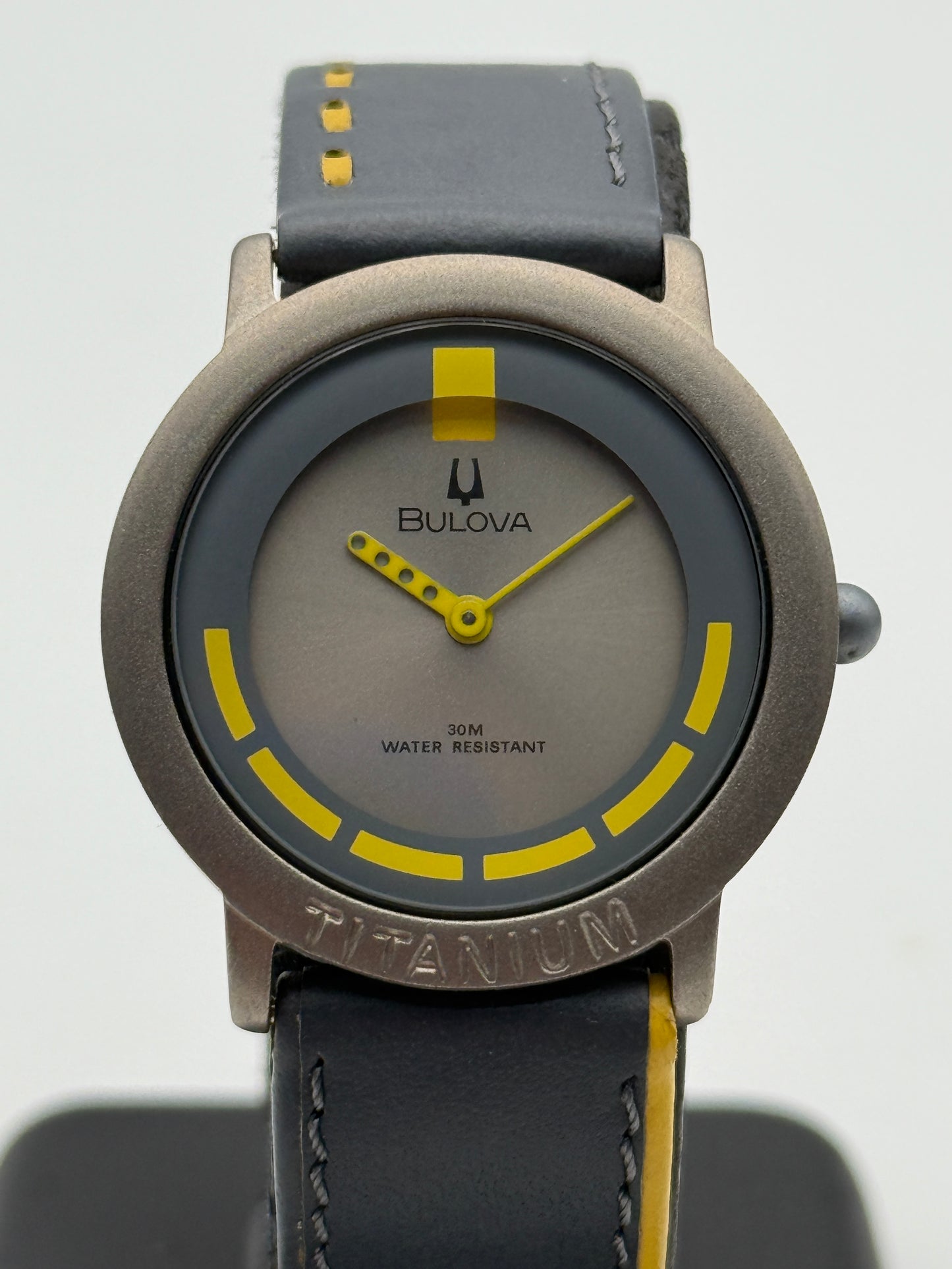 bulova titanium swiss made  8978900