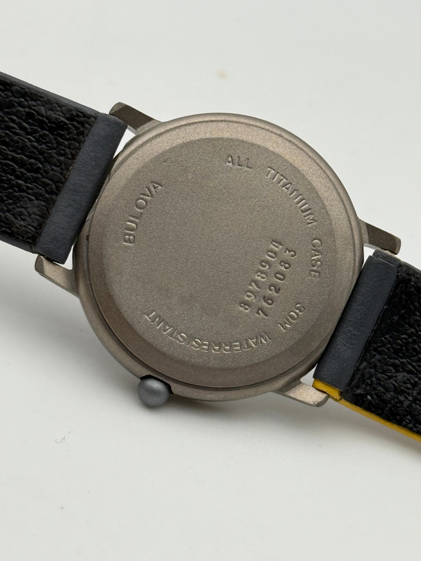 bulova titanium swiss made  8978900