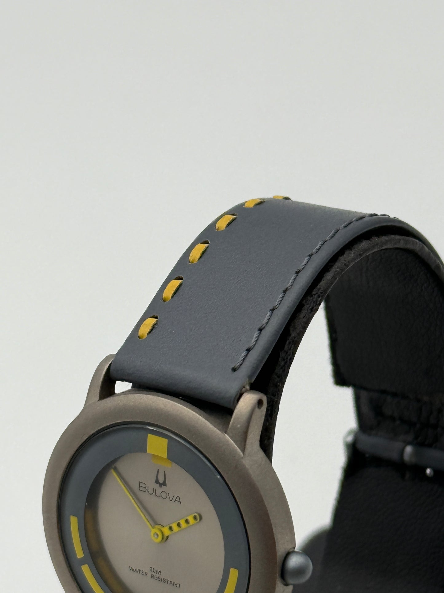 bulova titanium swiss made 8978900