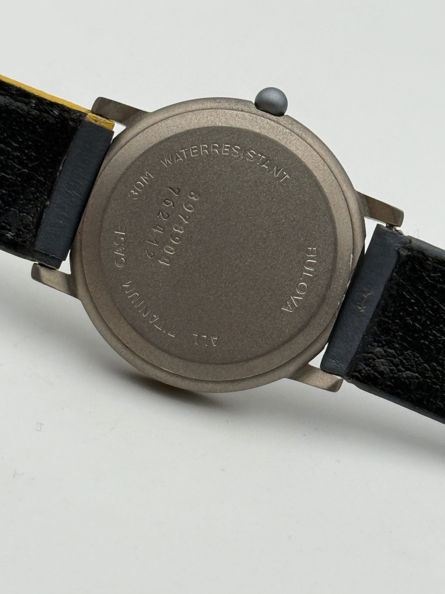 bulova titanium swiss made 8978900