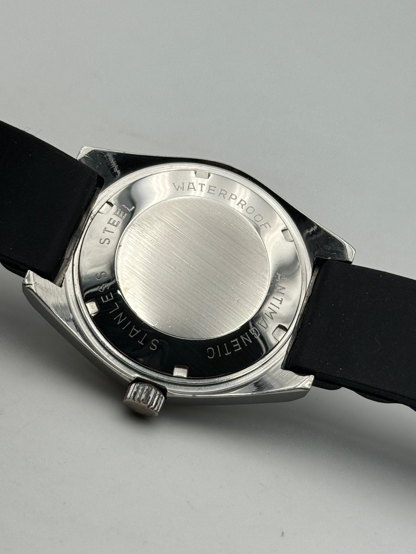 arland diver swiss made automatic vintage steel 37mm