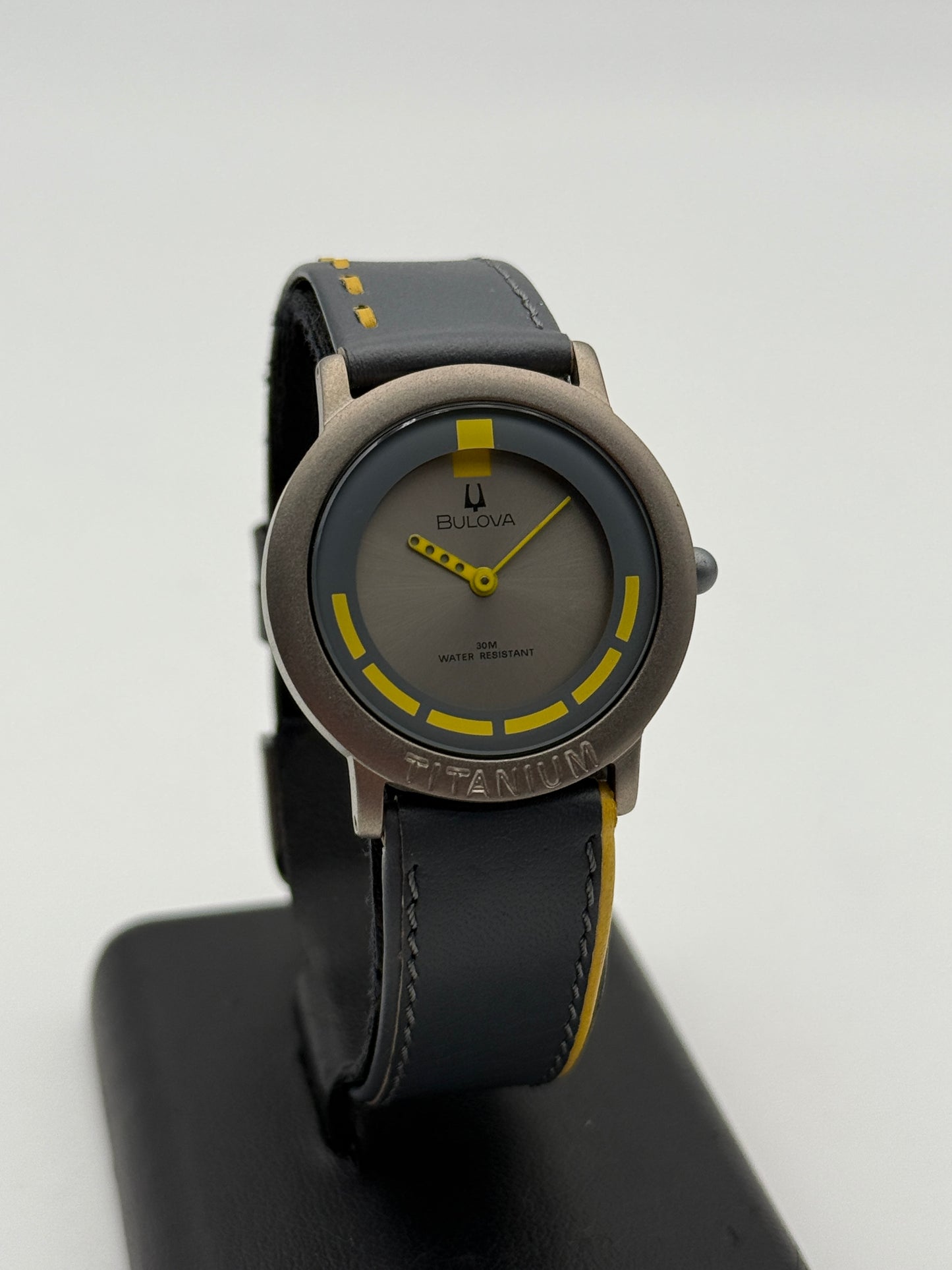 bulova titanium swiss made  8978900