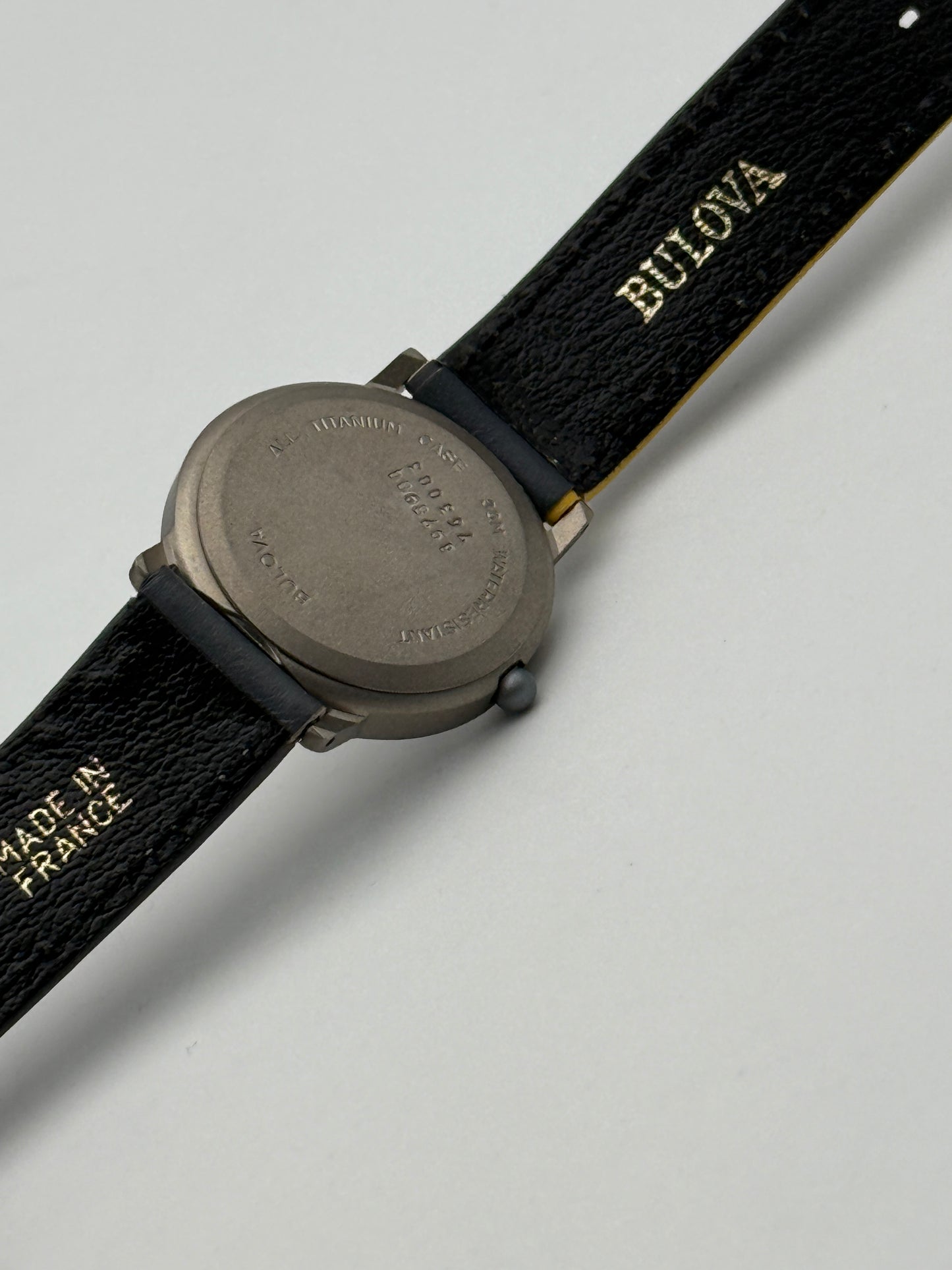 bulova titanium swiss made  8978900