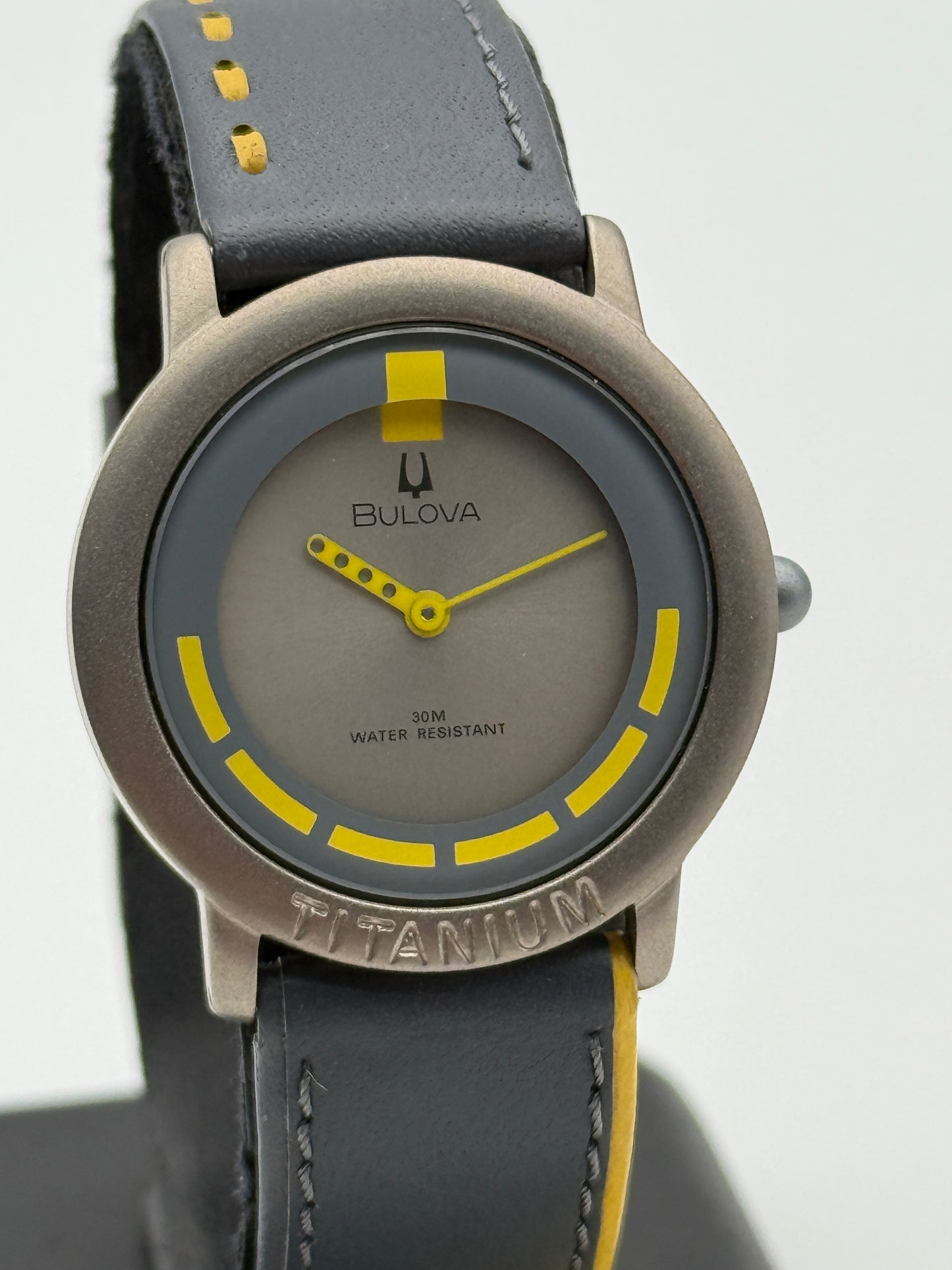 bulova titanium swiss made  referenza 8978900