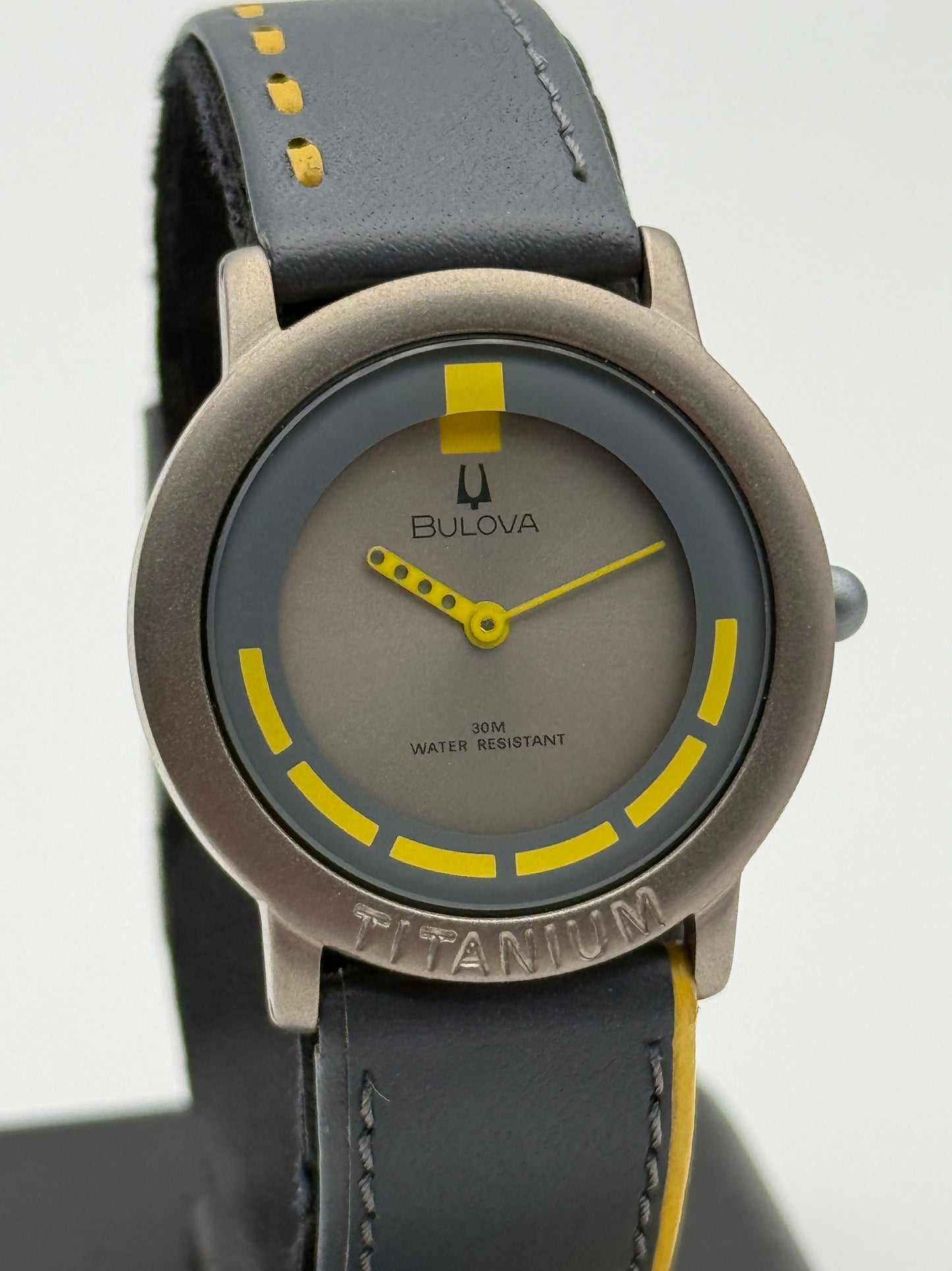 bulova titanium swiss made  referenza 8978900