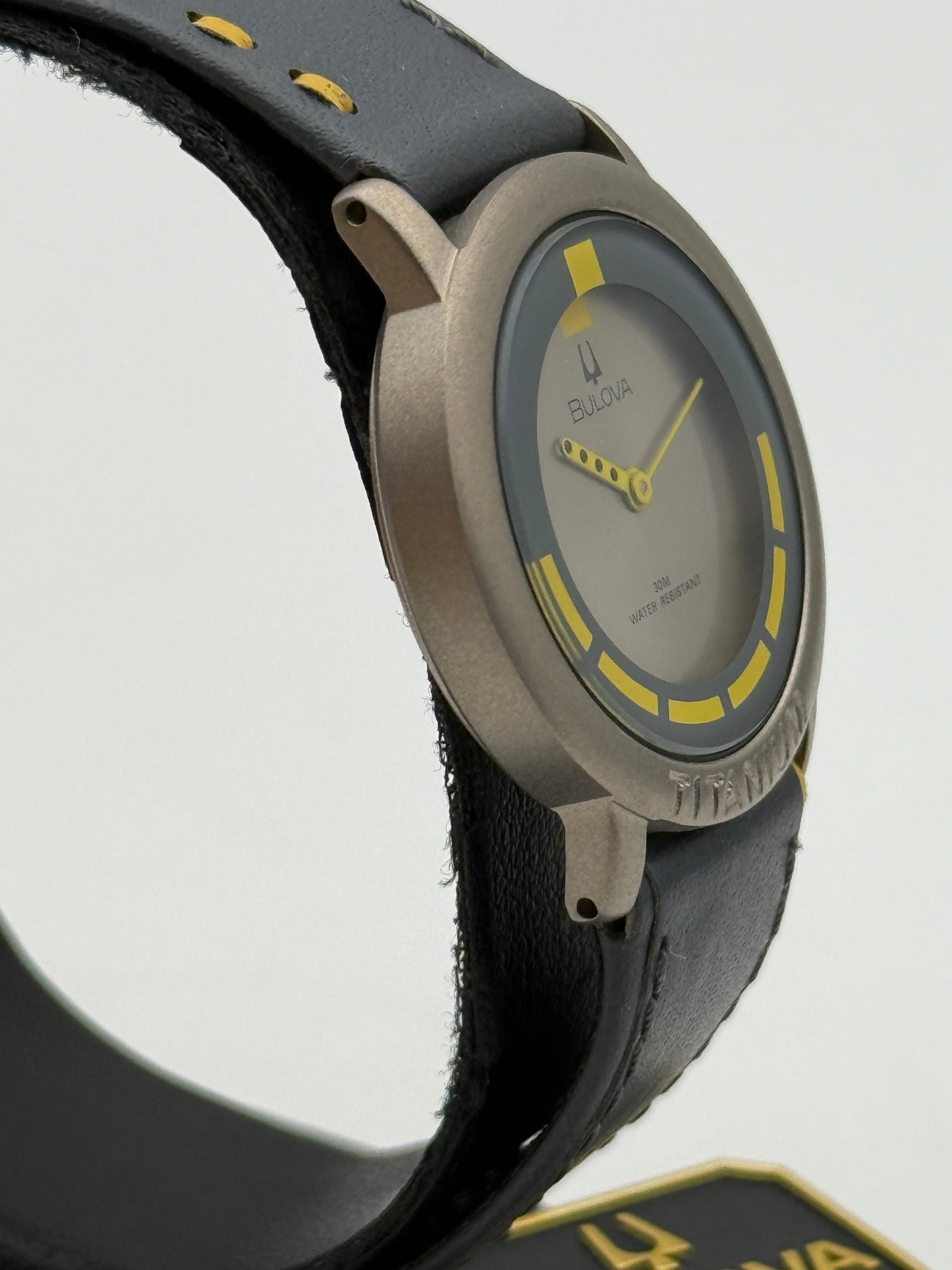 bulova titanium swiss made  referenza 8978900