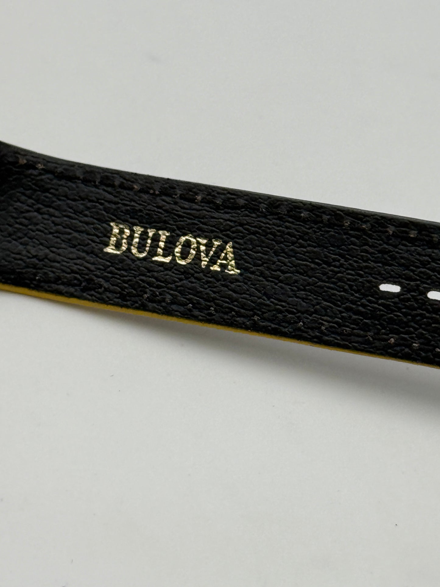 bulova titanium swiss made  referenza 8978900