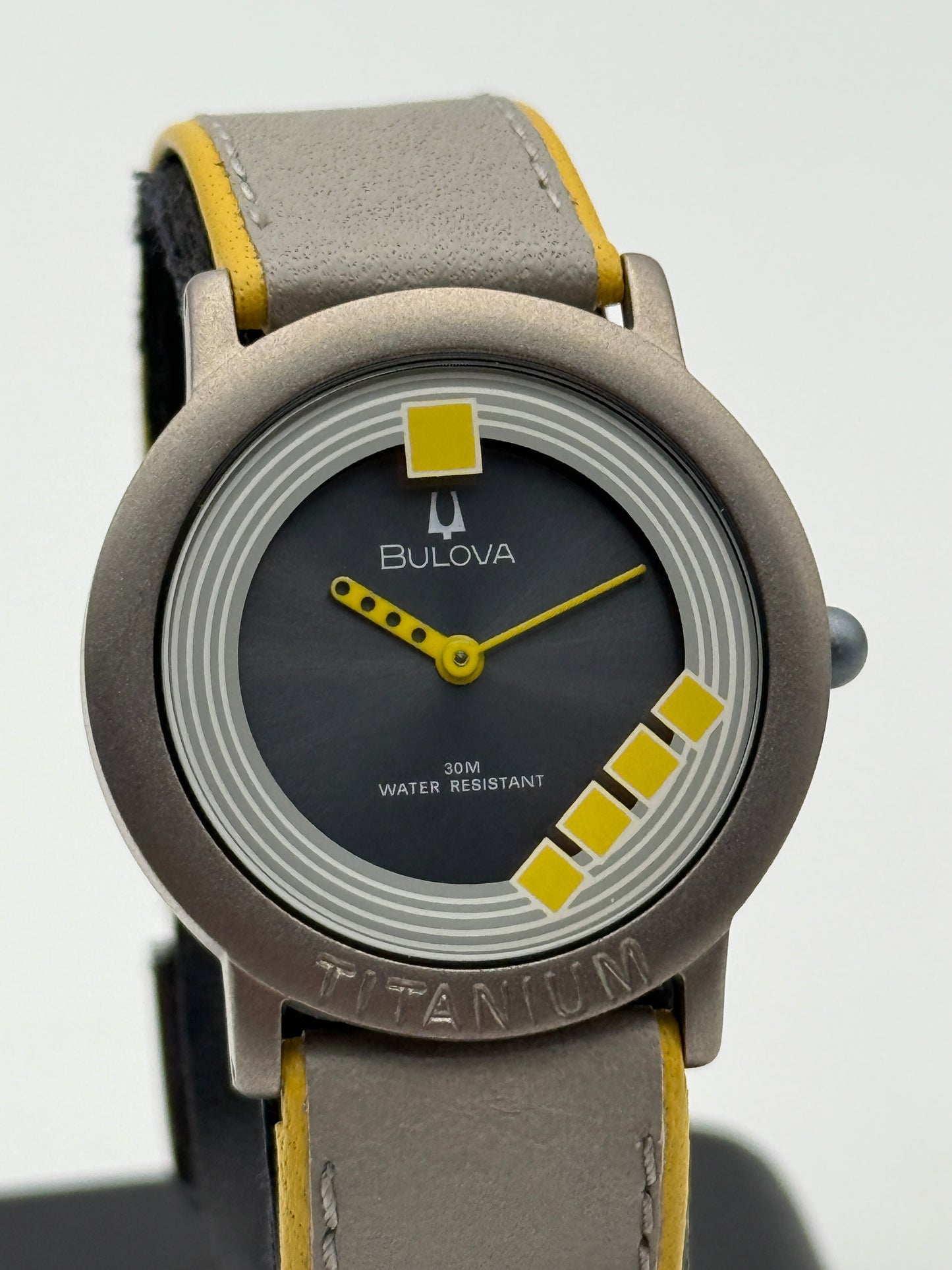bulova titanium swiss made  8978905