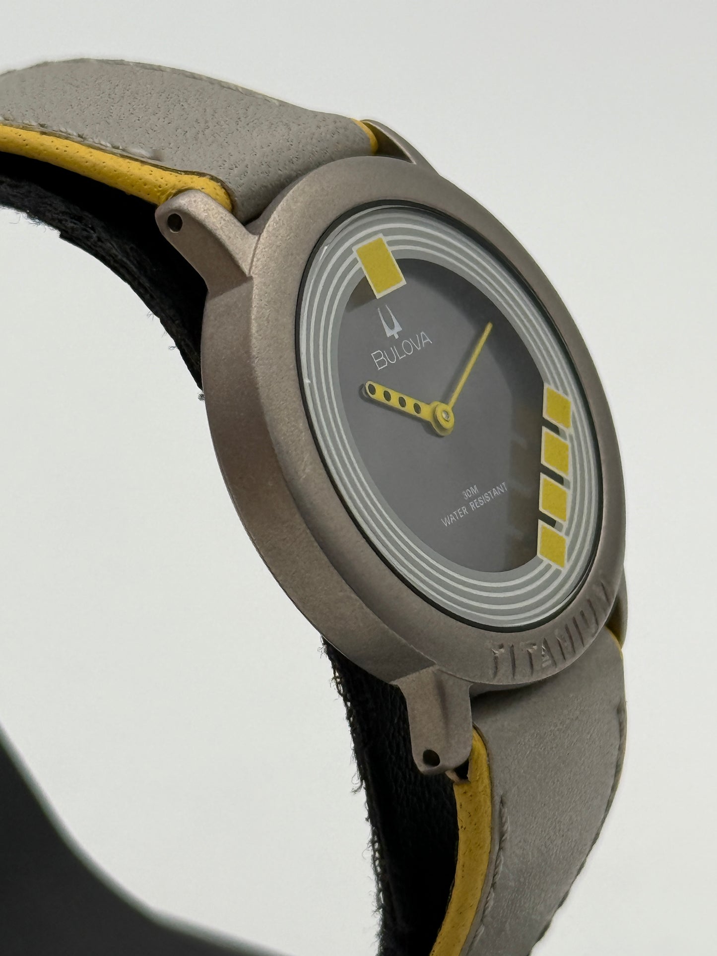 bulova titanium swiss made  8978905