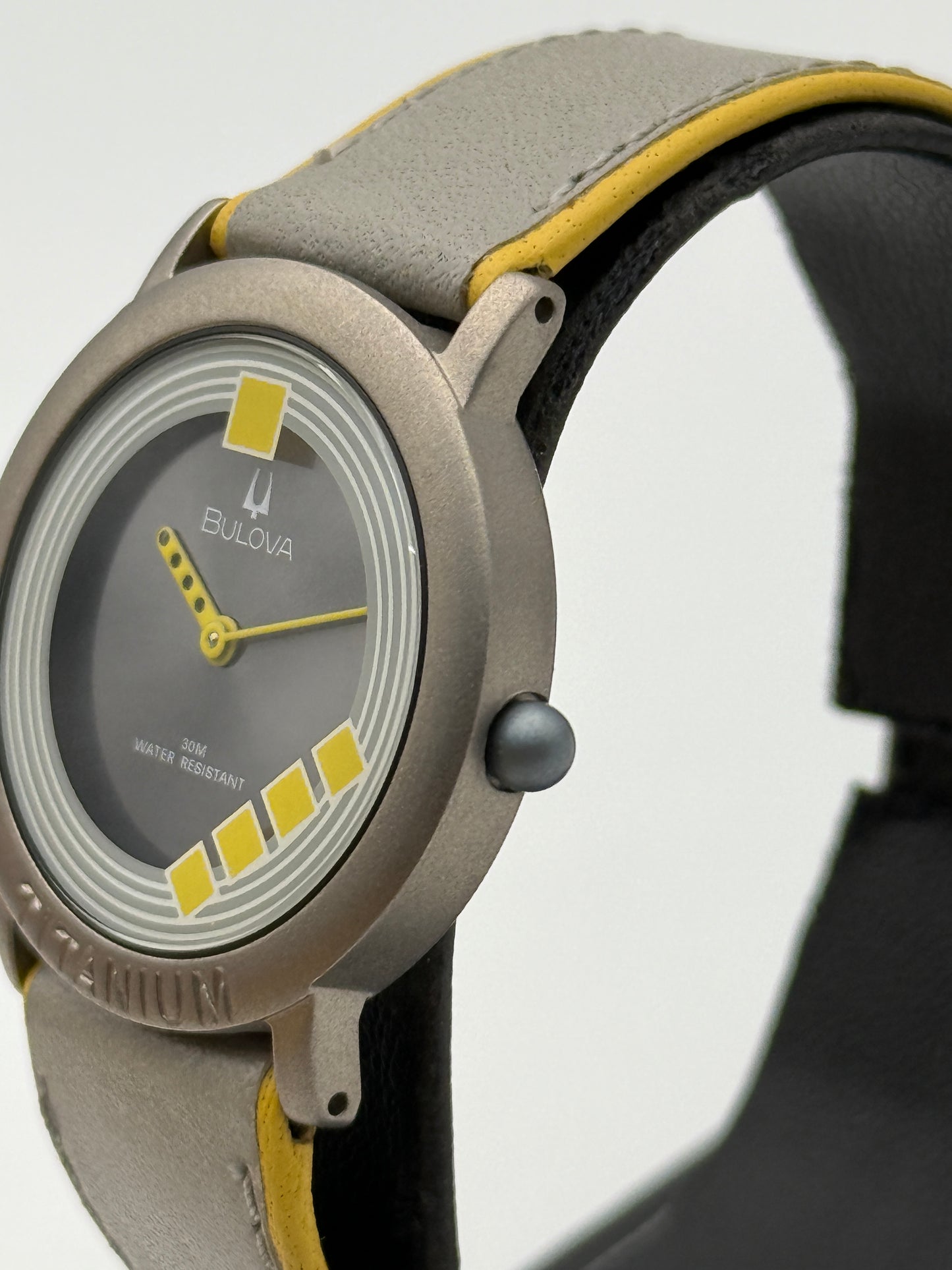 bulova titanium swiss made  8978905