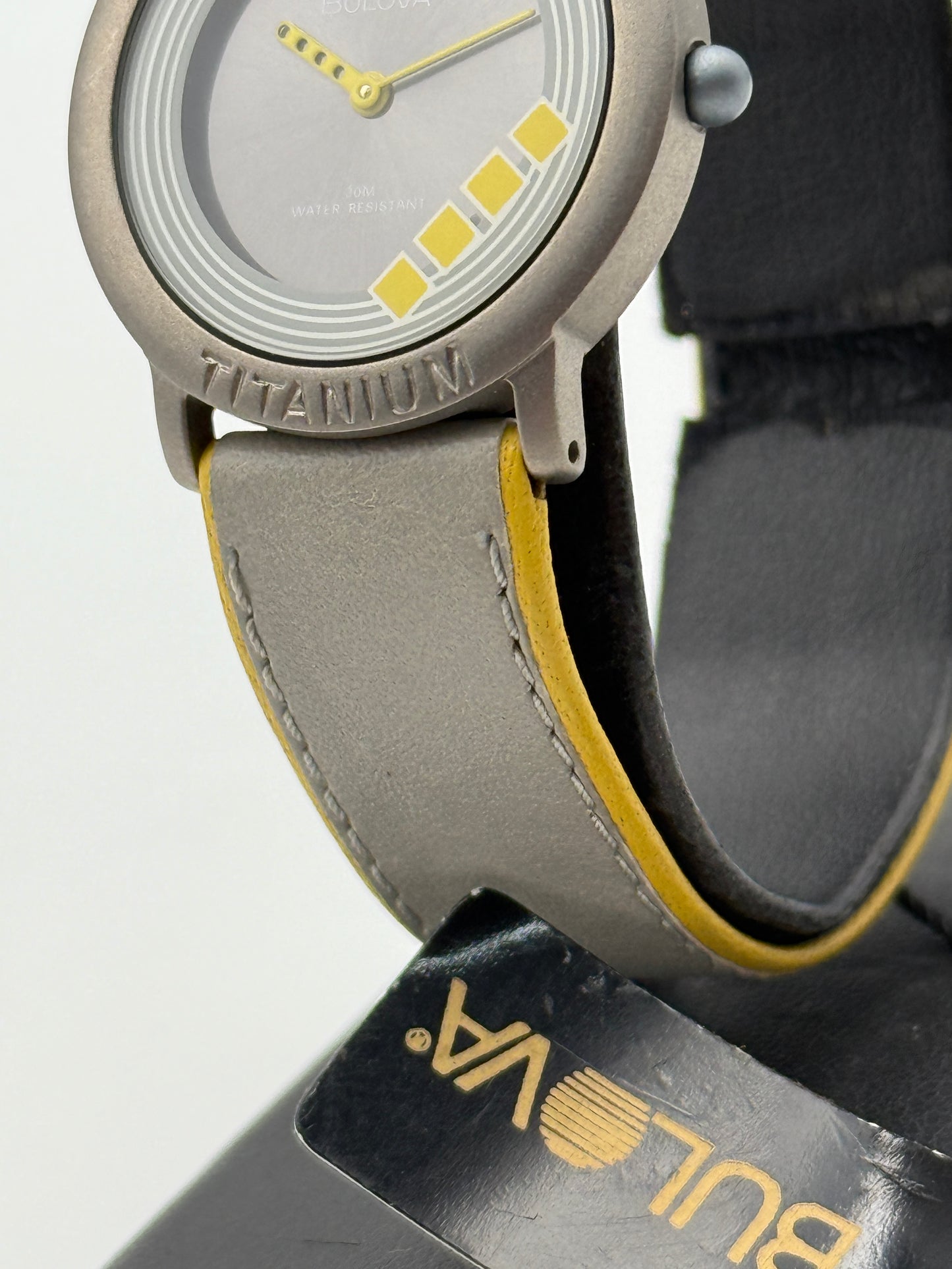 bulova titanium swiss made  8978905