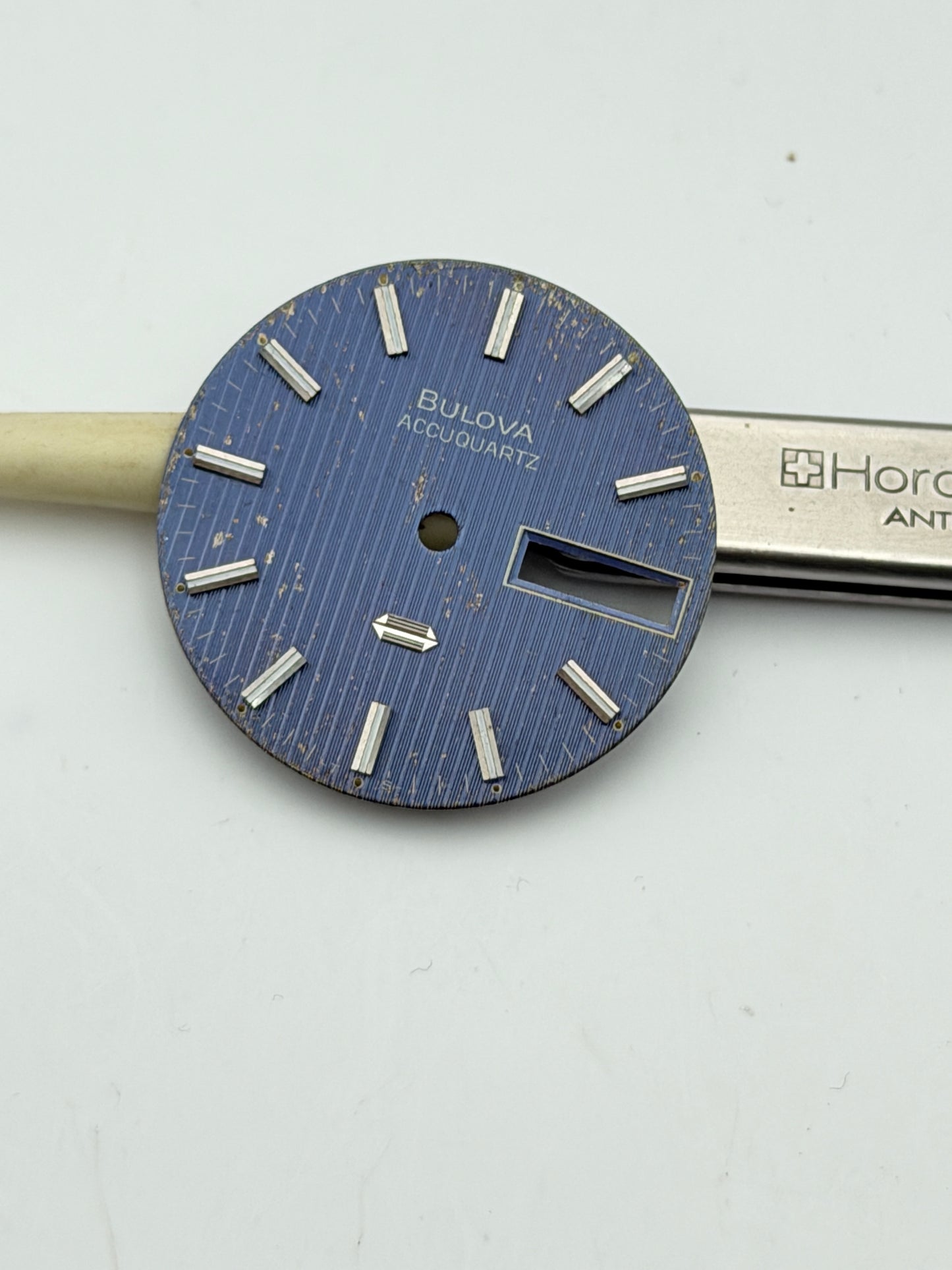 bulova accuquartz 28mm dial quadrante