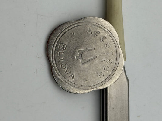 bulova accutron chiave keys moneta currency swiss made gadget