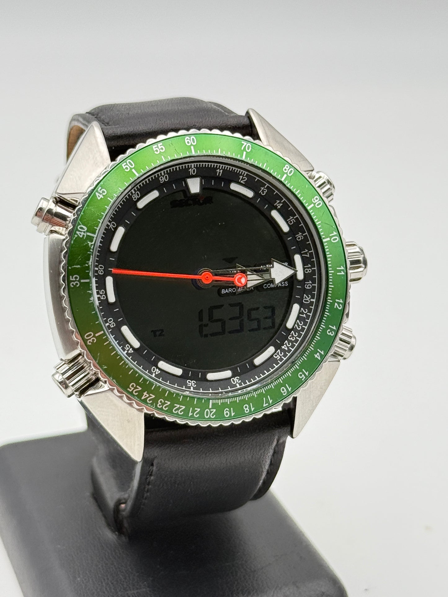 Sector mountain master 3253908015-41343 47mm