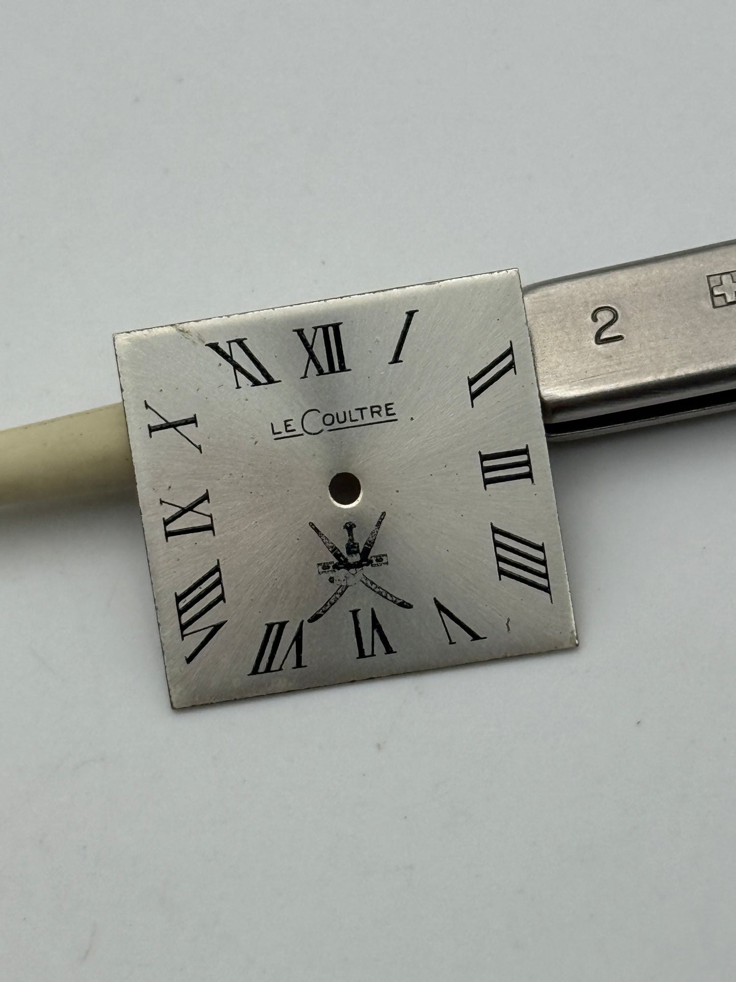 jaeger le coultre UAE oman emirated arabs saudi dial quadrante swiss made
