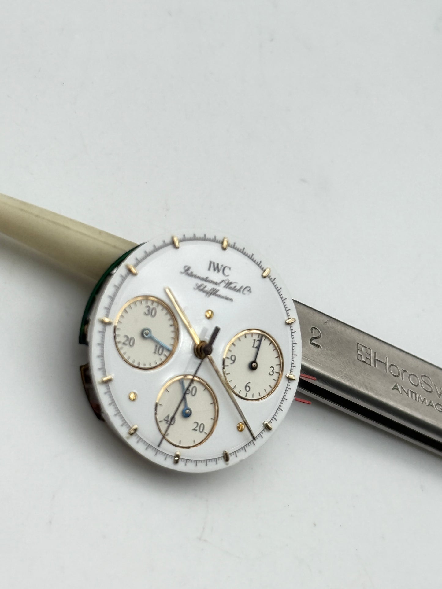 iwc 630 mecaquartz movement movimento chronograph rare