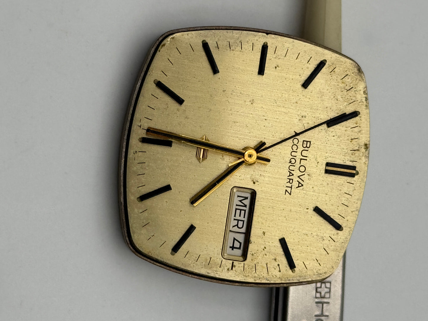 Bulova accuquartz 2181 movement movimento