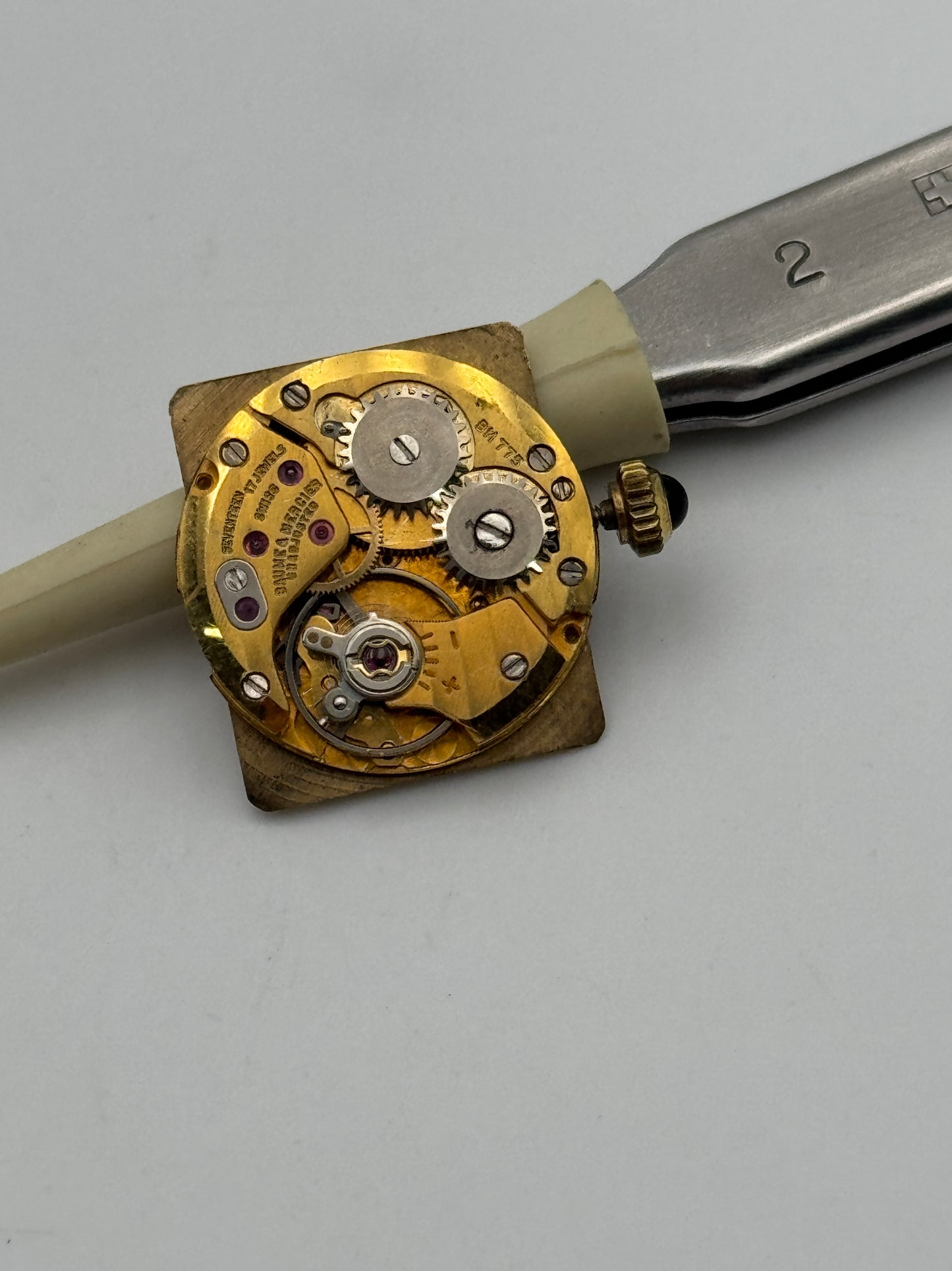 Baume & Mercier bm 775 movement movimento