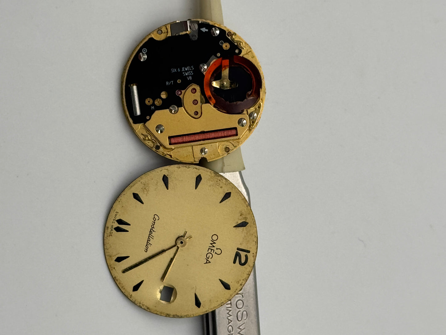 Omega constellation eta 255.411 movement movimento