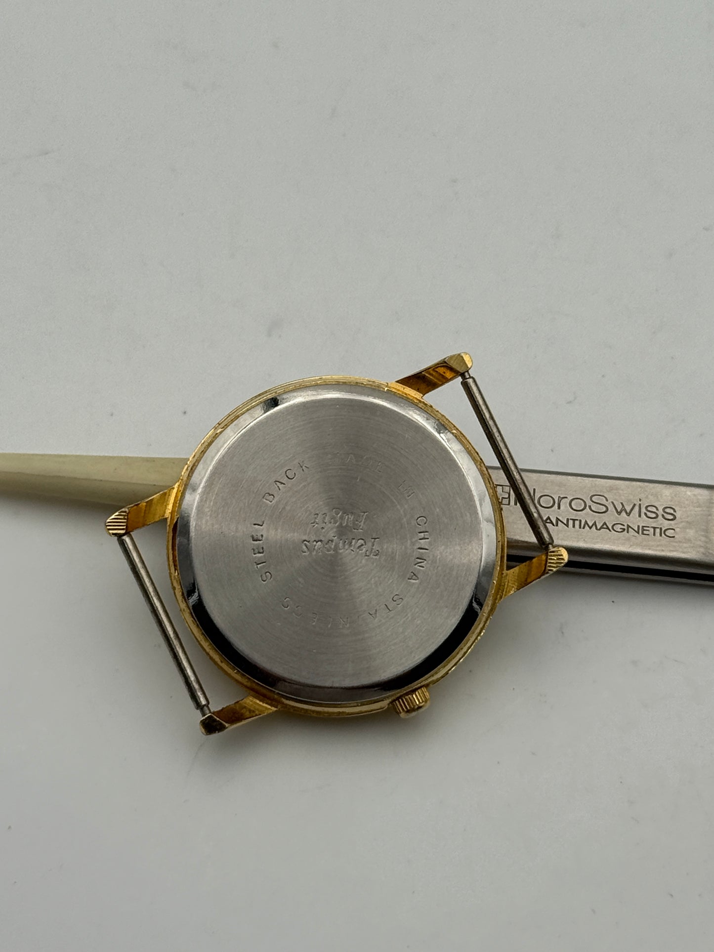elegance tempus fujit 31mm quartz