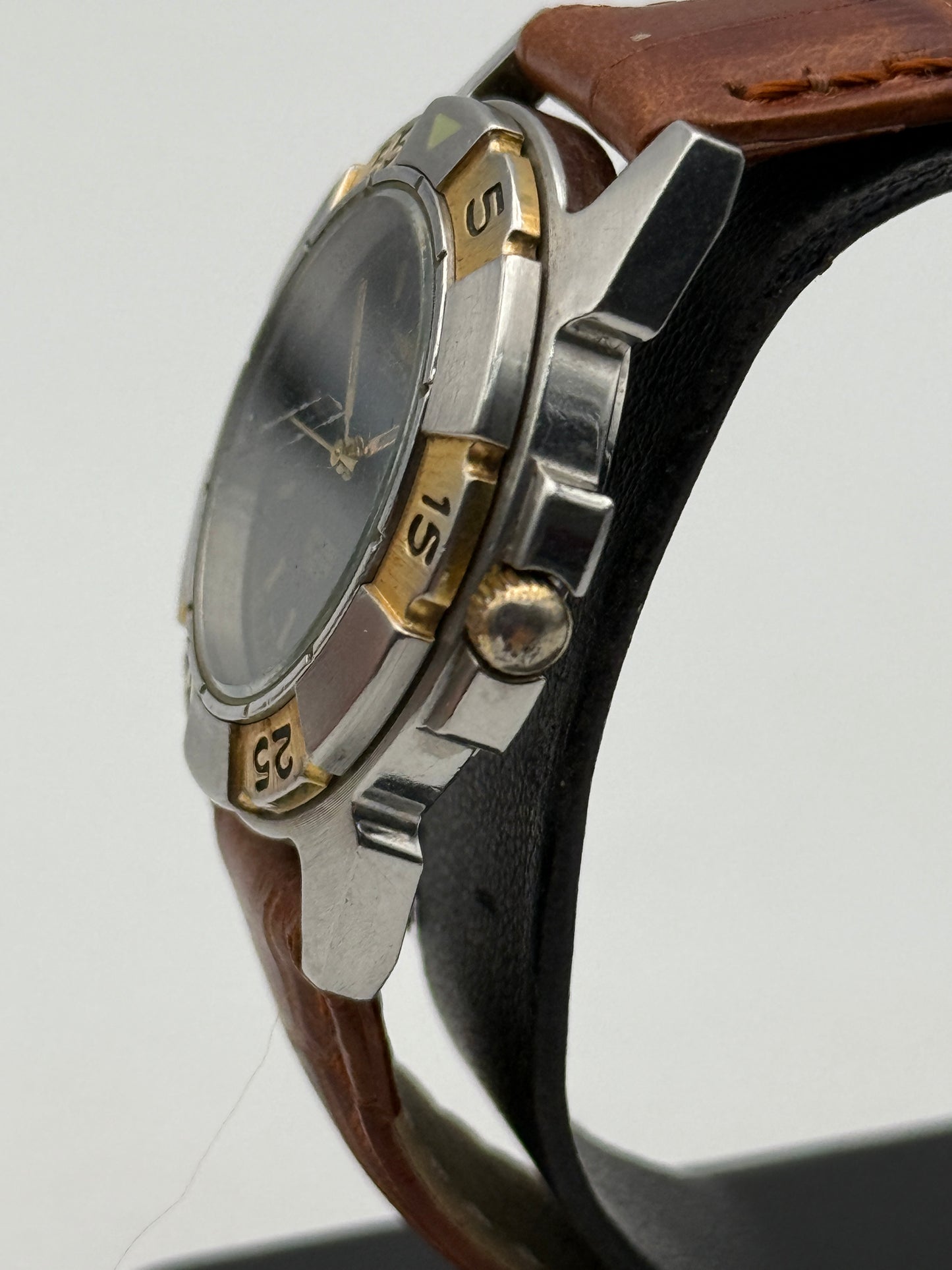 sector adv 2500 51400537 34mm swiss made