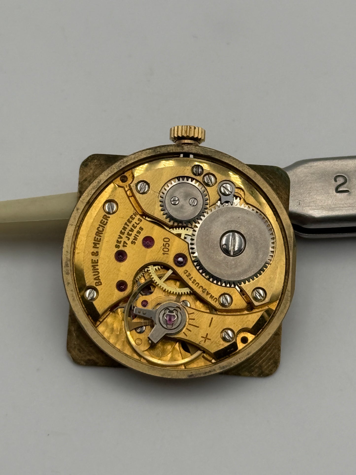 Baume & Mercier 1050 movement movimento
