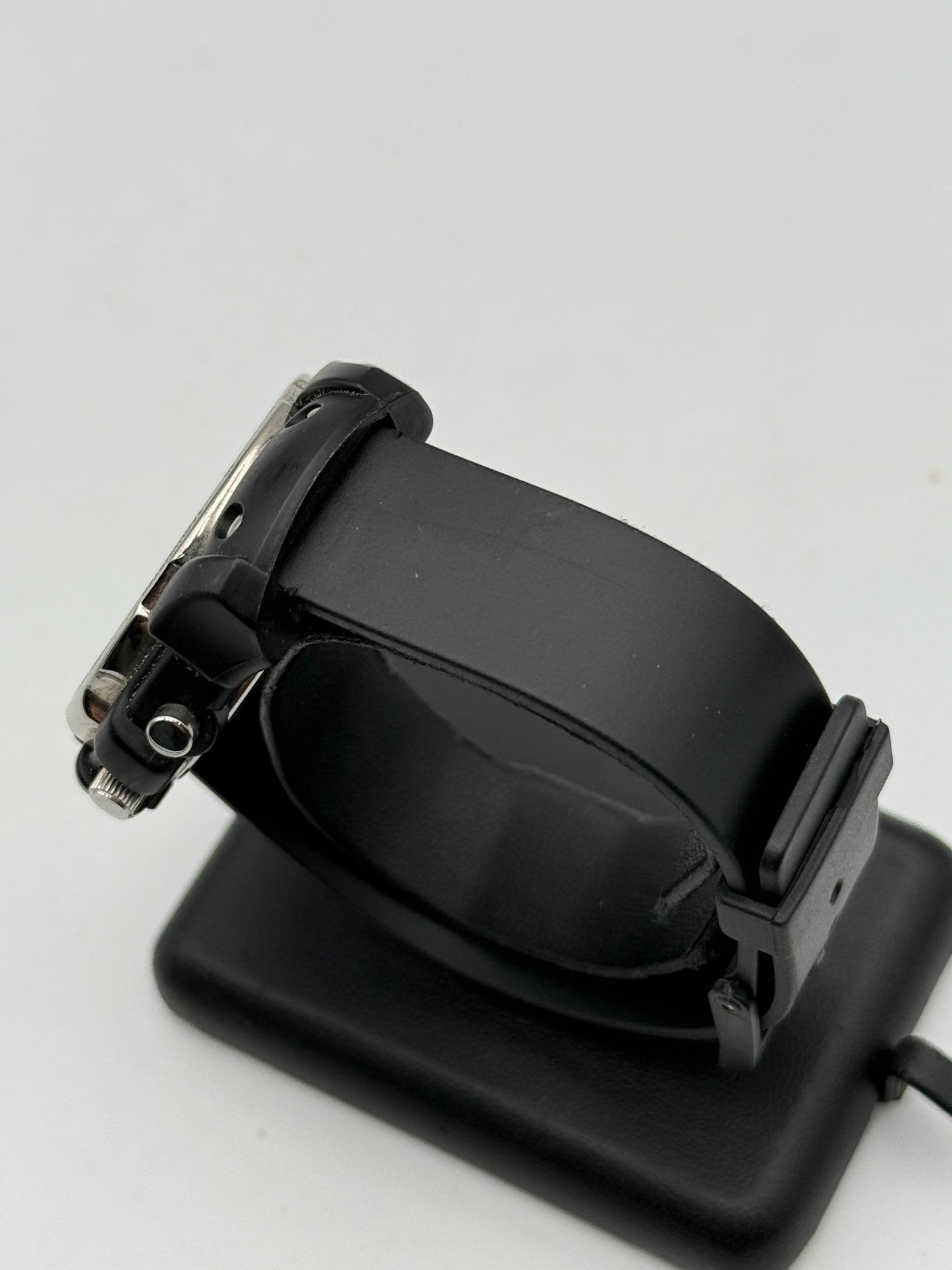vagary chronograph watch of10-10015-1 803 44mm