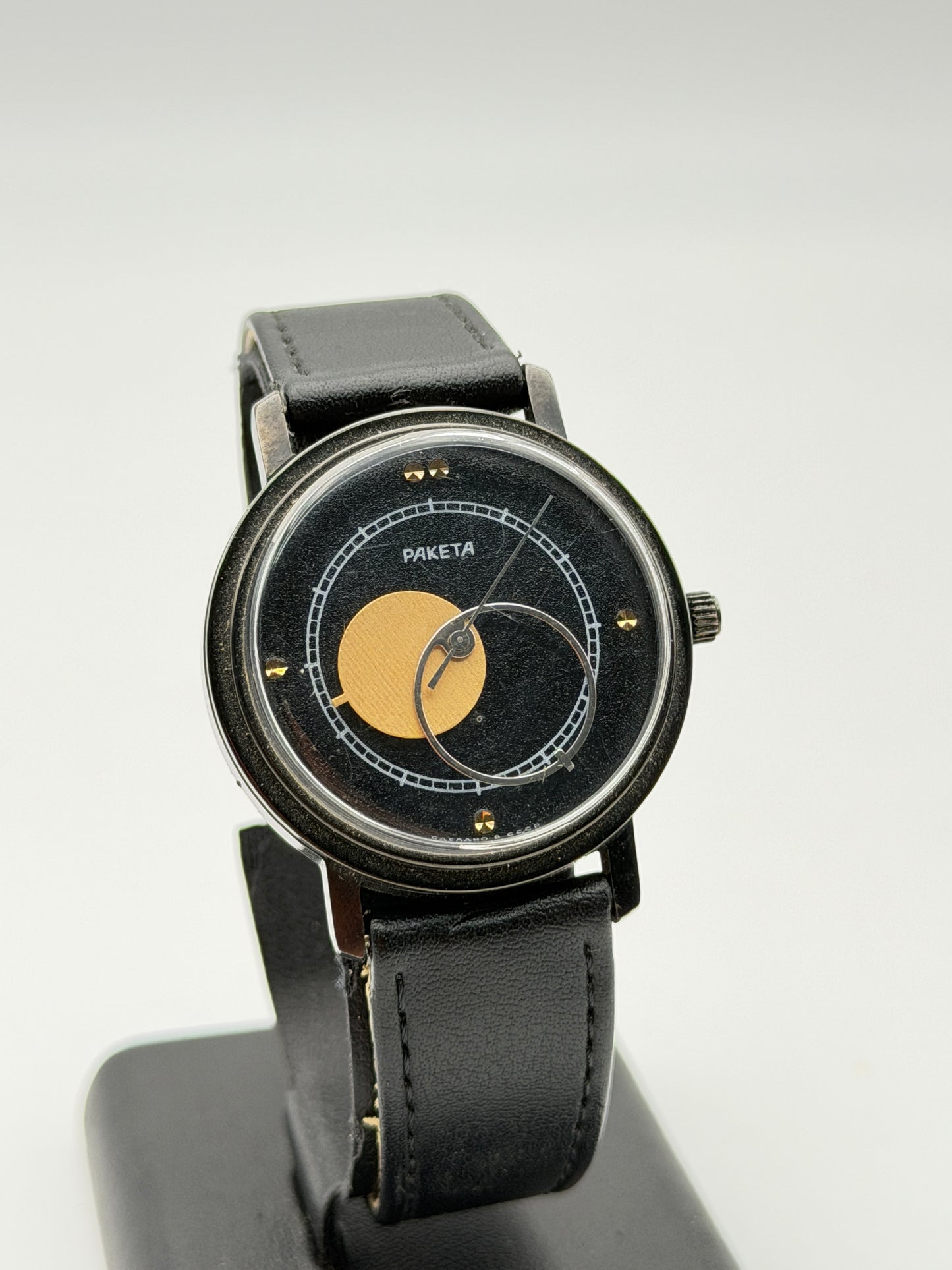 paketa raketa vintage ussr black watch
