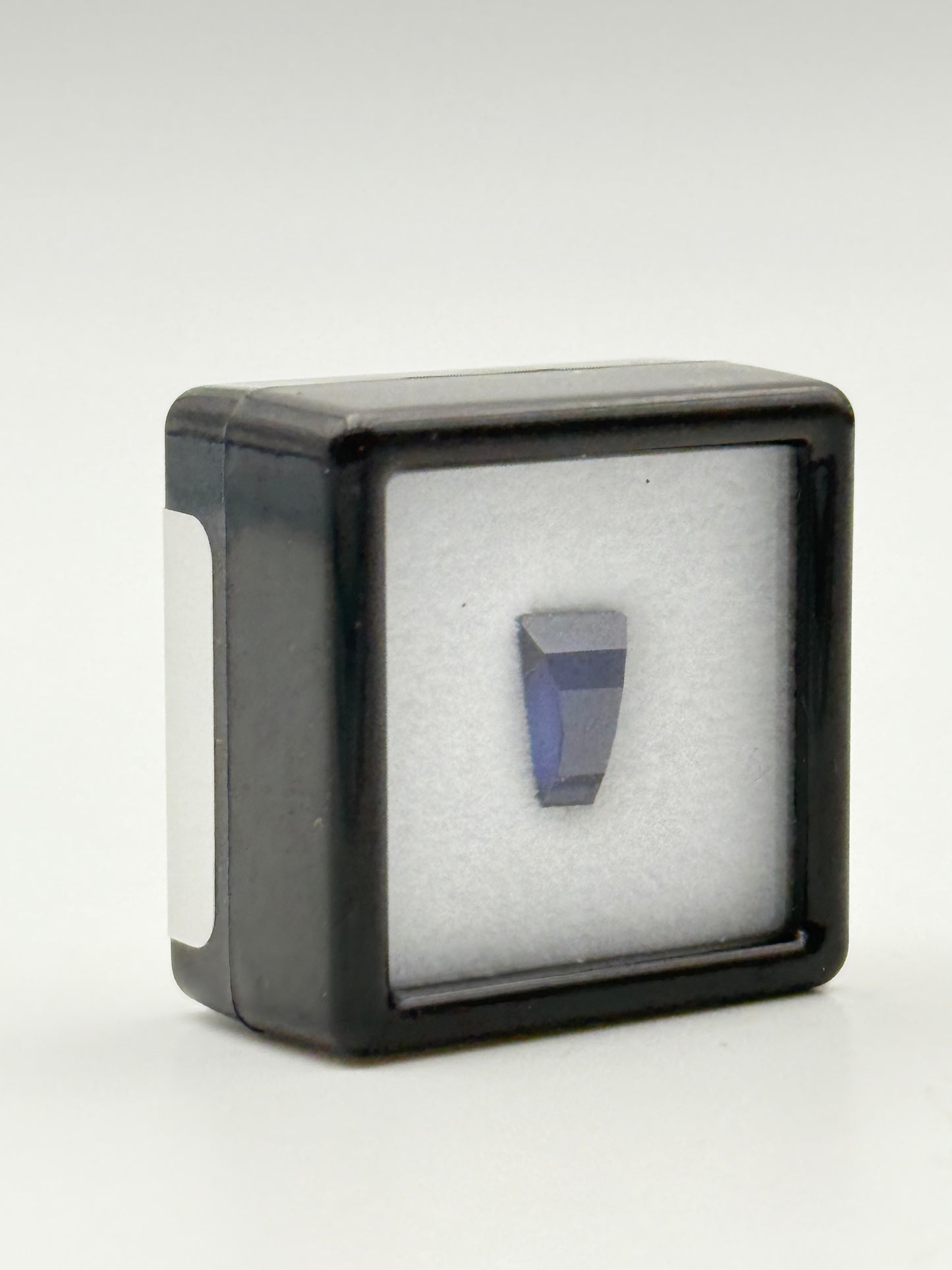 zaffiro blu trapezio natural sapphire naturale trapezoid 1.47ct