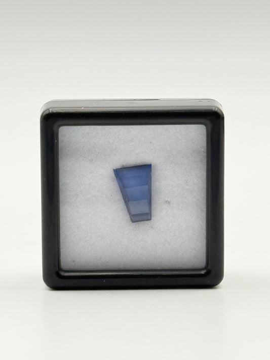 zaffiro blu trapezio natural sapphire naturale trapezoid 1.47ct