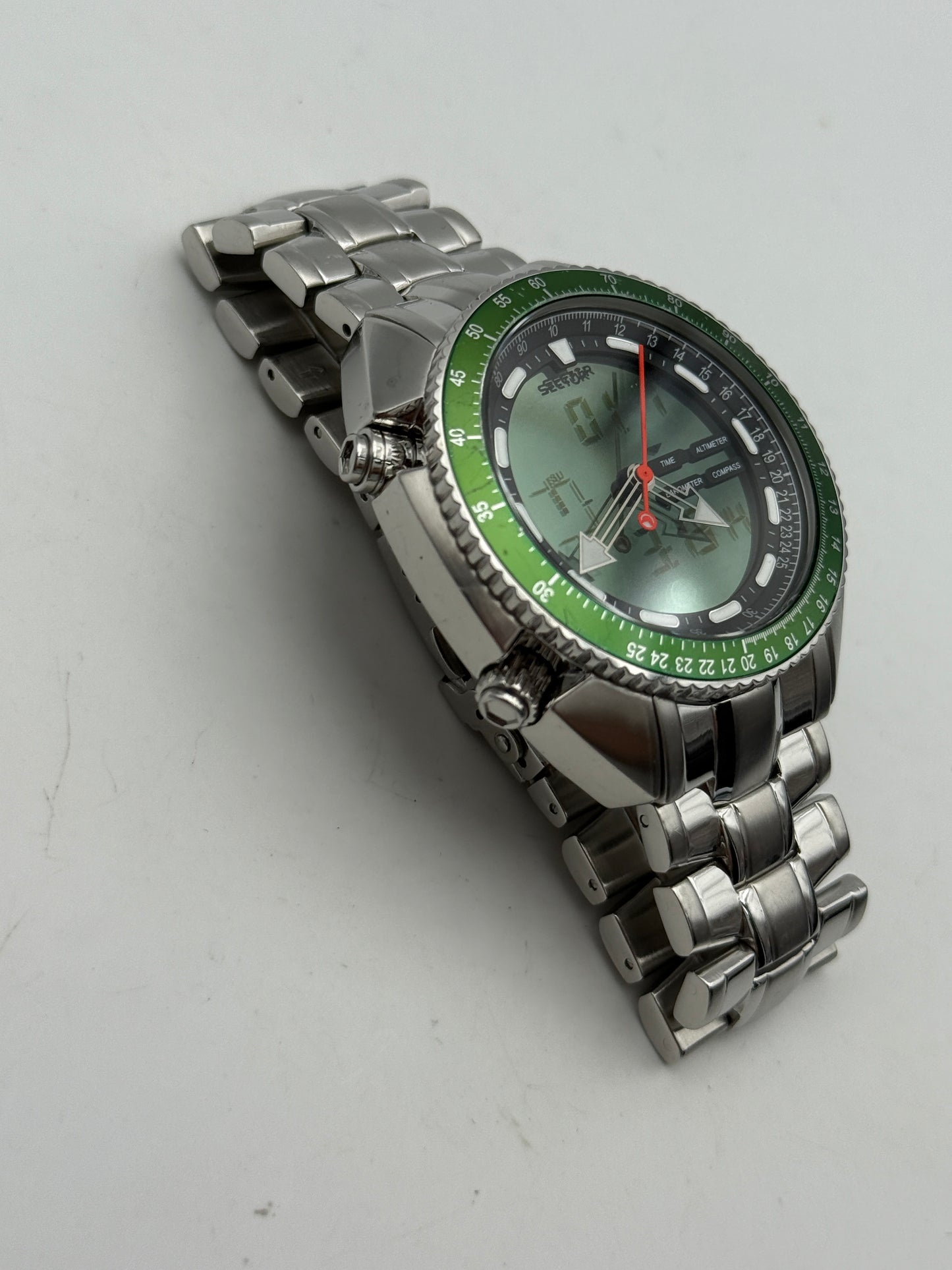 Sector mountain master 3253908015-41343 47mm