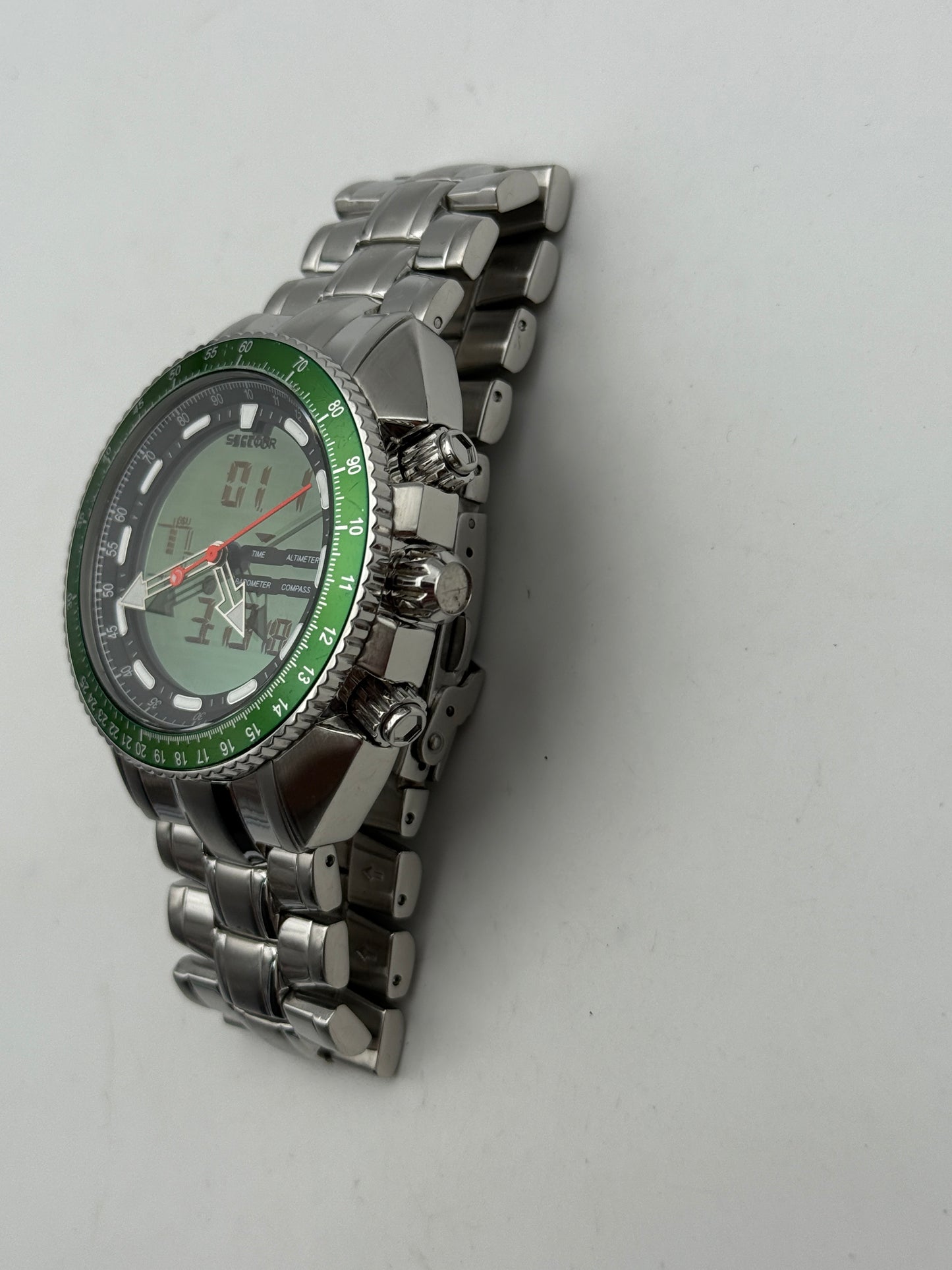 Sector mountain master 3253908015-41343 47mm
