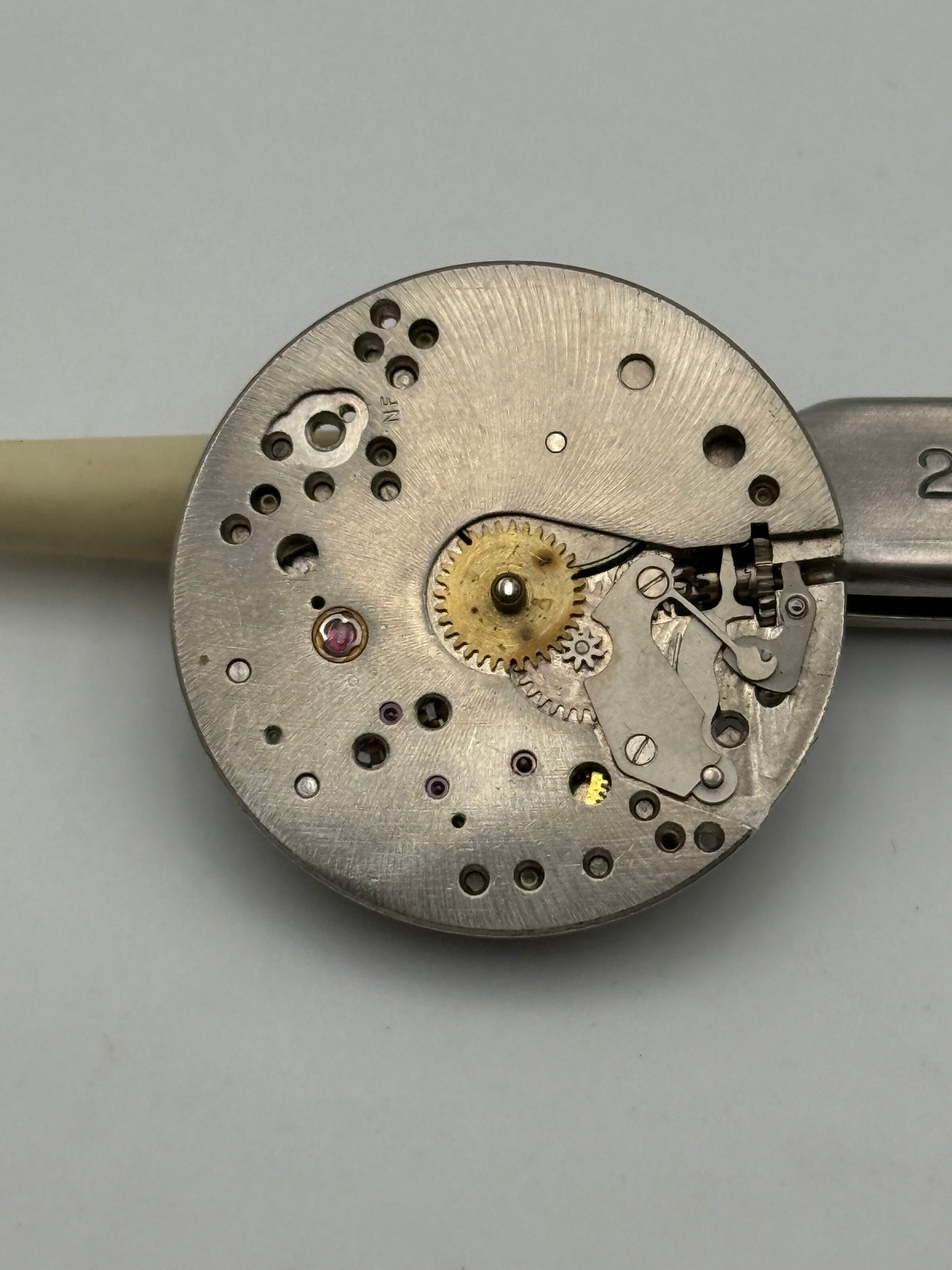 Elgin 694 movement movimento