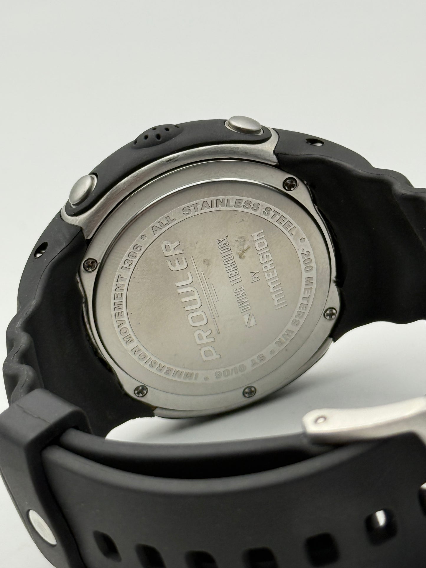 immersion prowler diver watch professional 200mt diving technology