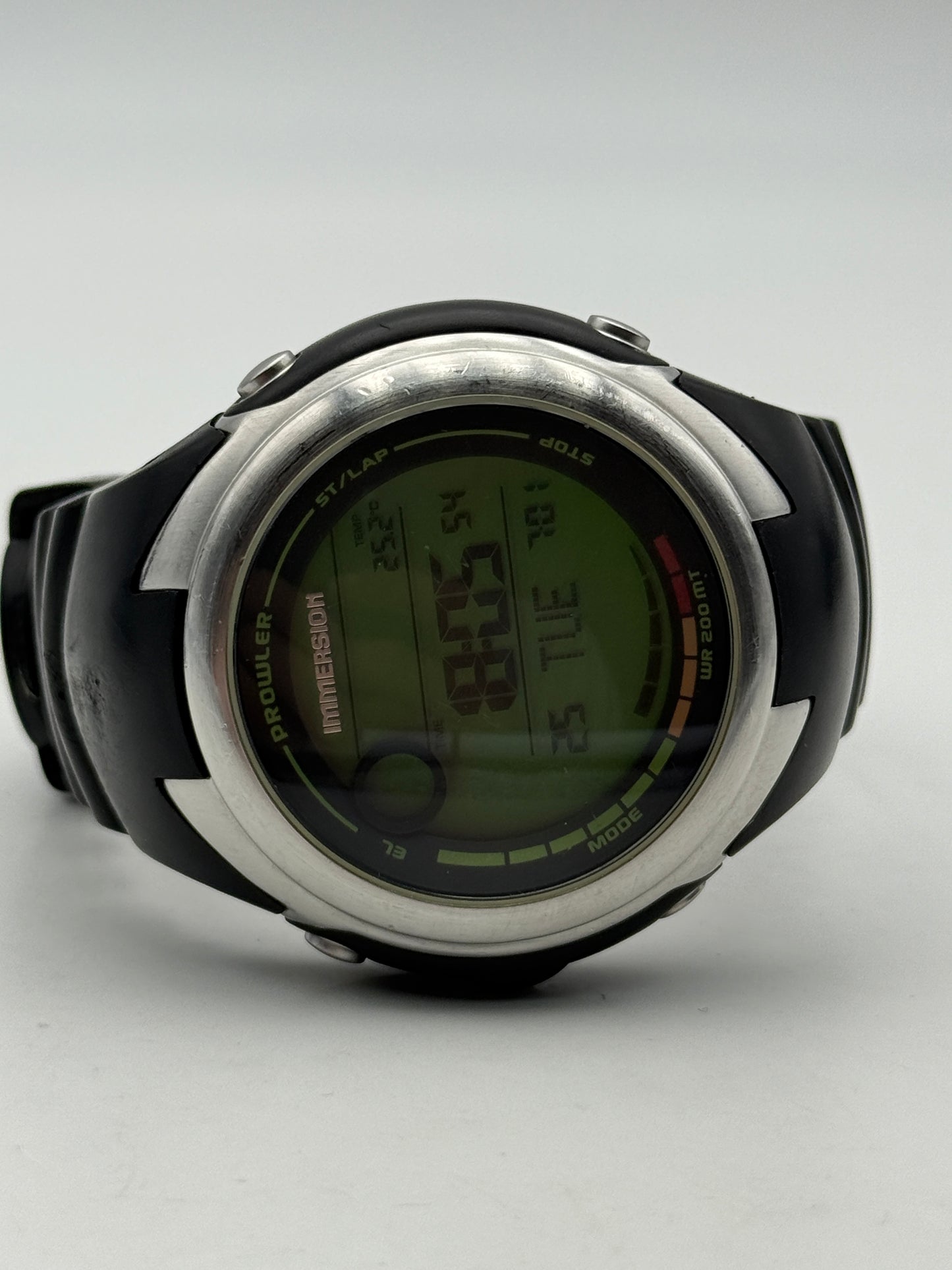 immersion prowler diver watch professional 200mt diving technology