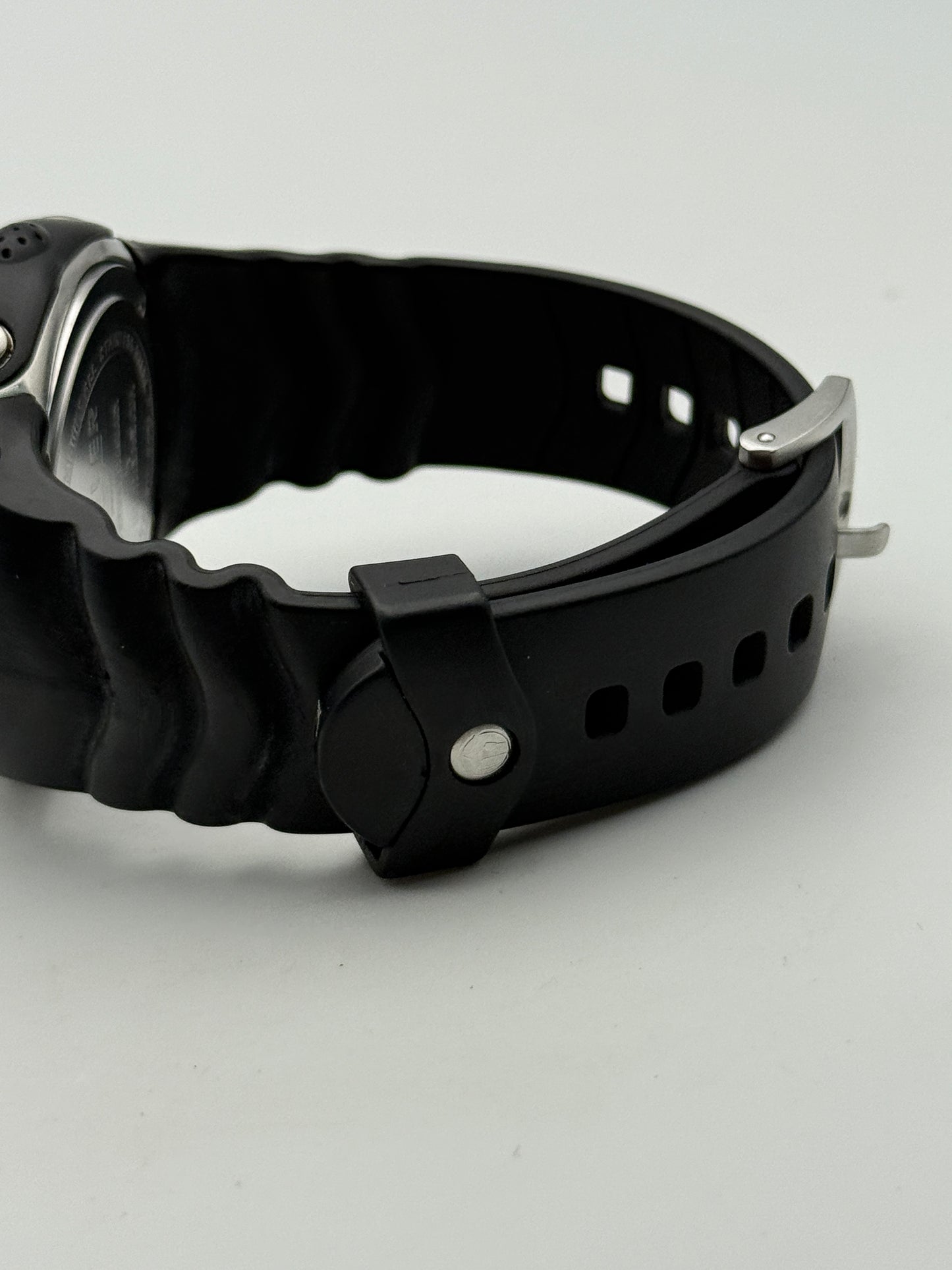 immersion prowler diver watch professional 200mt diving technology