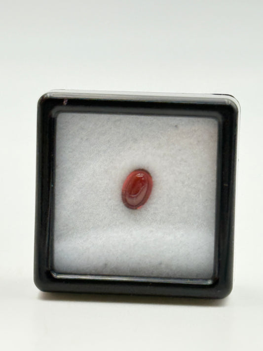 quarzo rosso cabouchon 0.72ct natural naturale