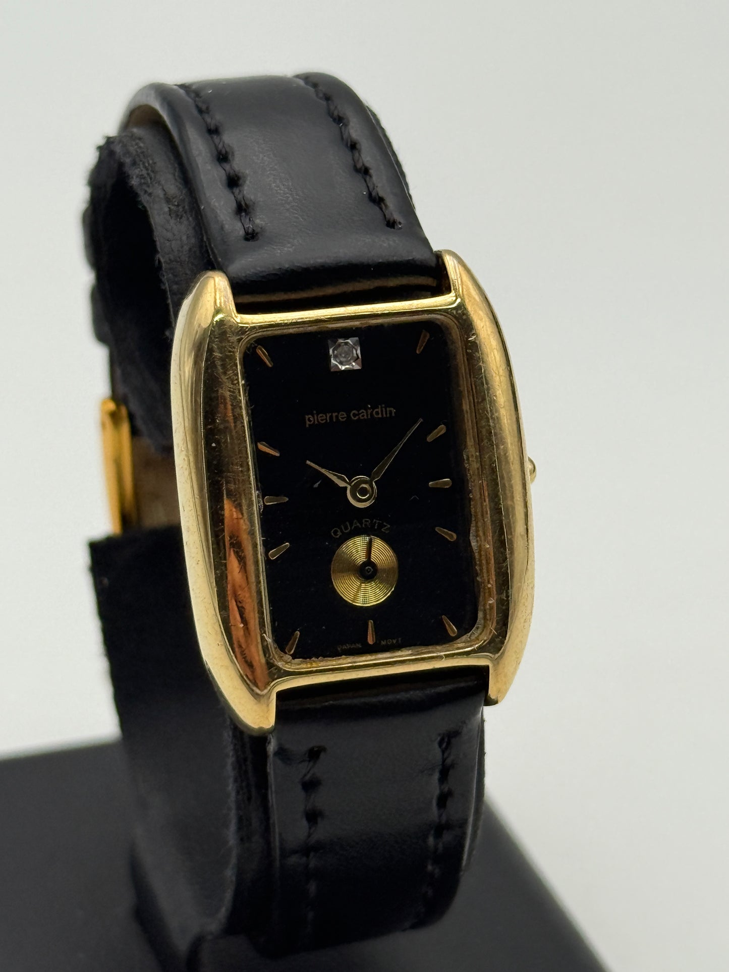 pierre cardin watch brilly lpc2182 23x30mm gold plated quartz