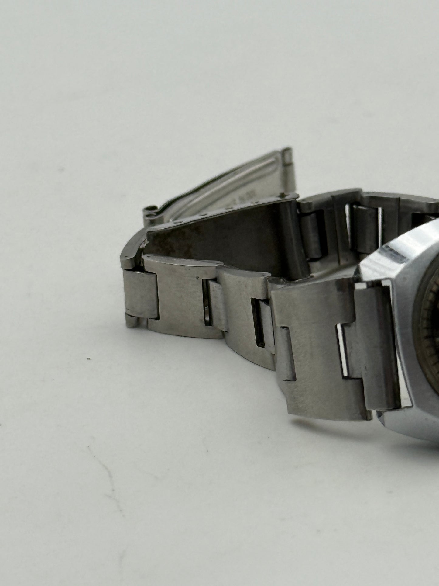 janet vintage manual wind watch 27mm