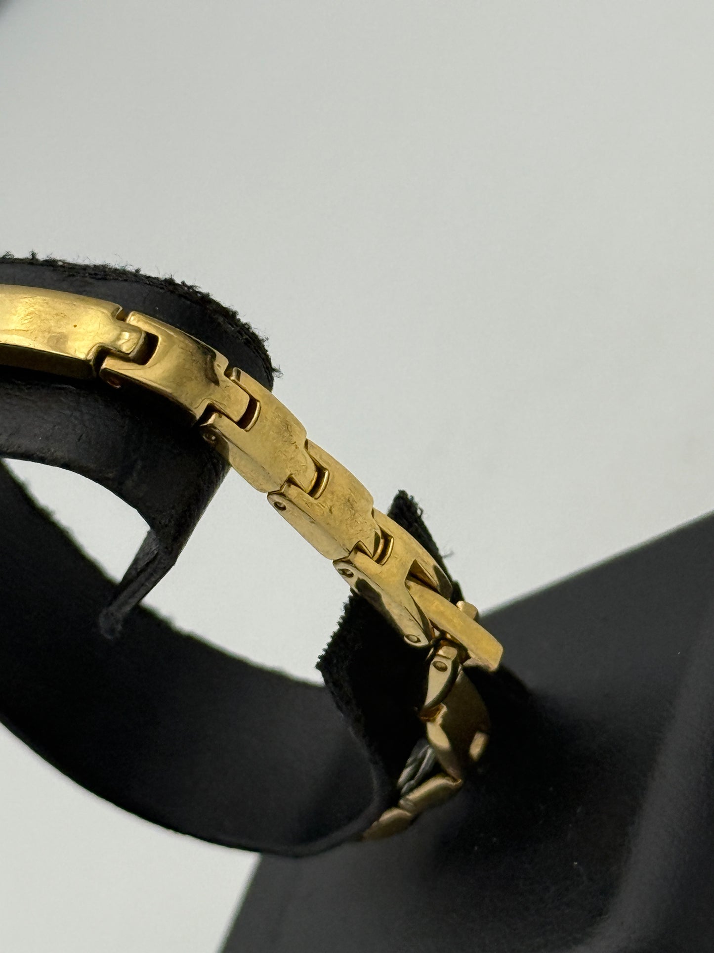 osco time quartz watch bracelet gold plated 4059-13 17mm