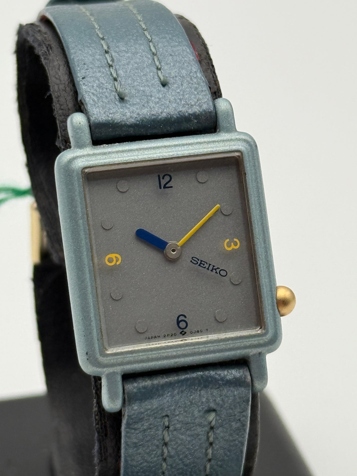 seiko sq nos 2P20-5FfA 21x30mm quartz