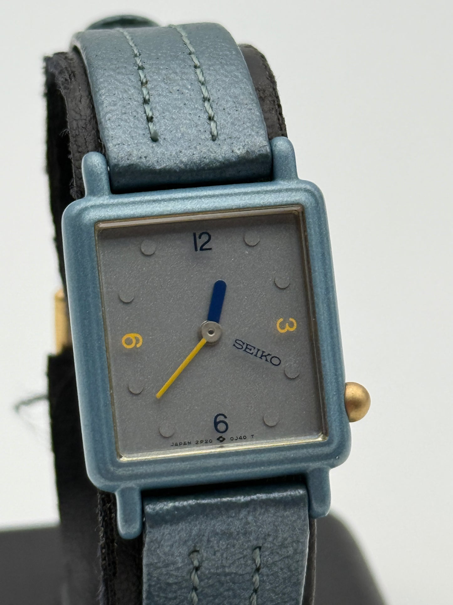 seiko sq nos 2P20-5FfA 21x30mm quartz