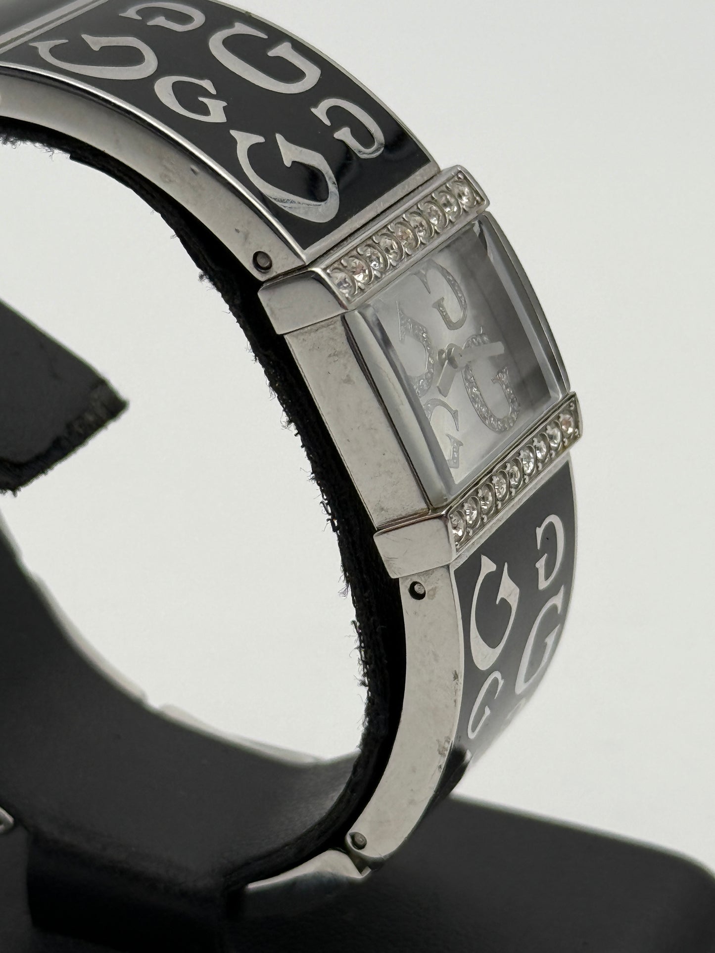 guess quartz w95040l2 21mm