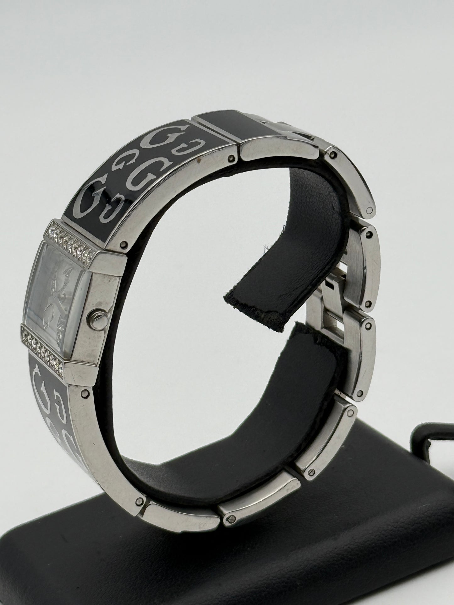 guess quartz w95040l2 21mm