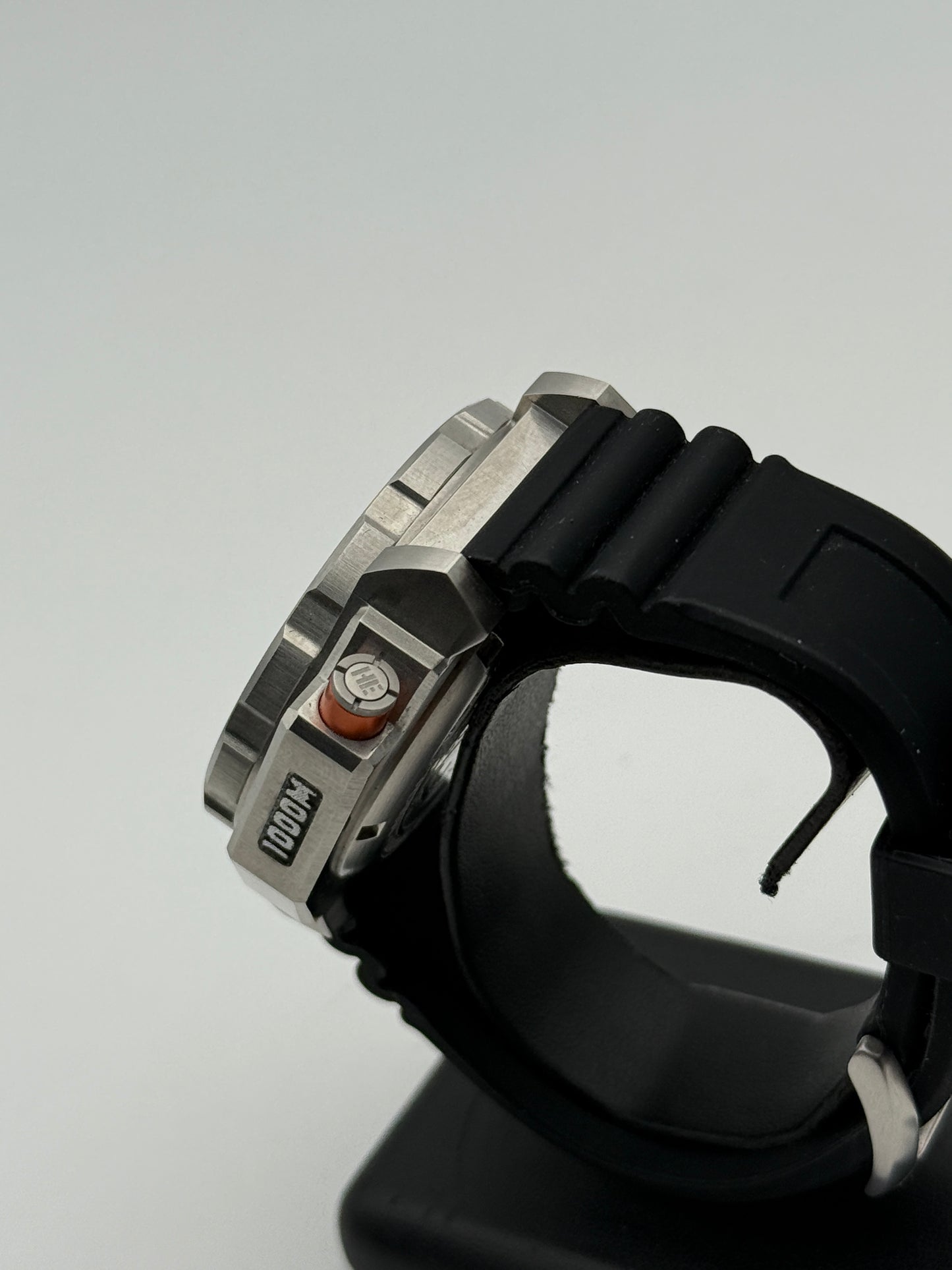 feelnever ploprof automatic 3300ft-1000mt elium valve  fn-1809