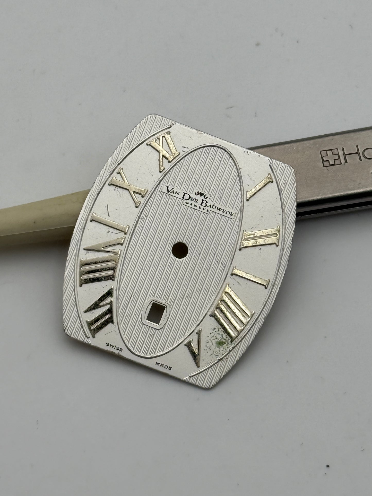van der bauwede automatic 24mm dial quadrante