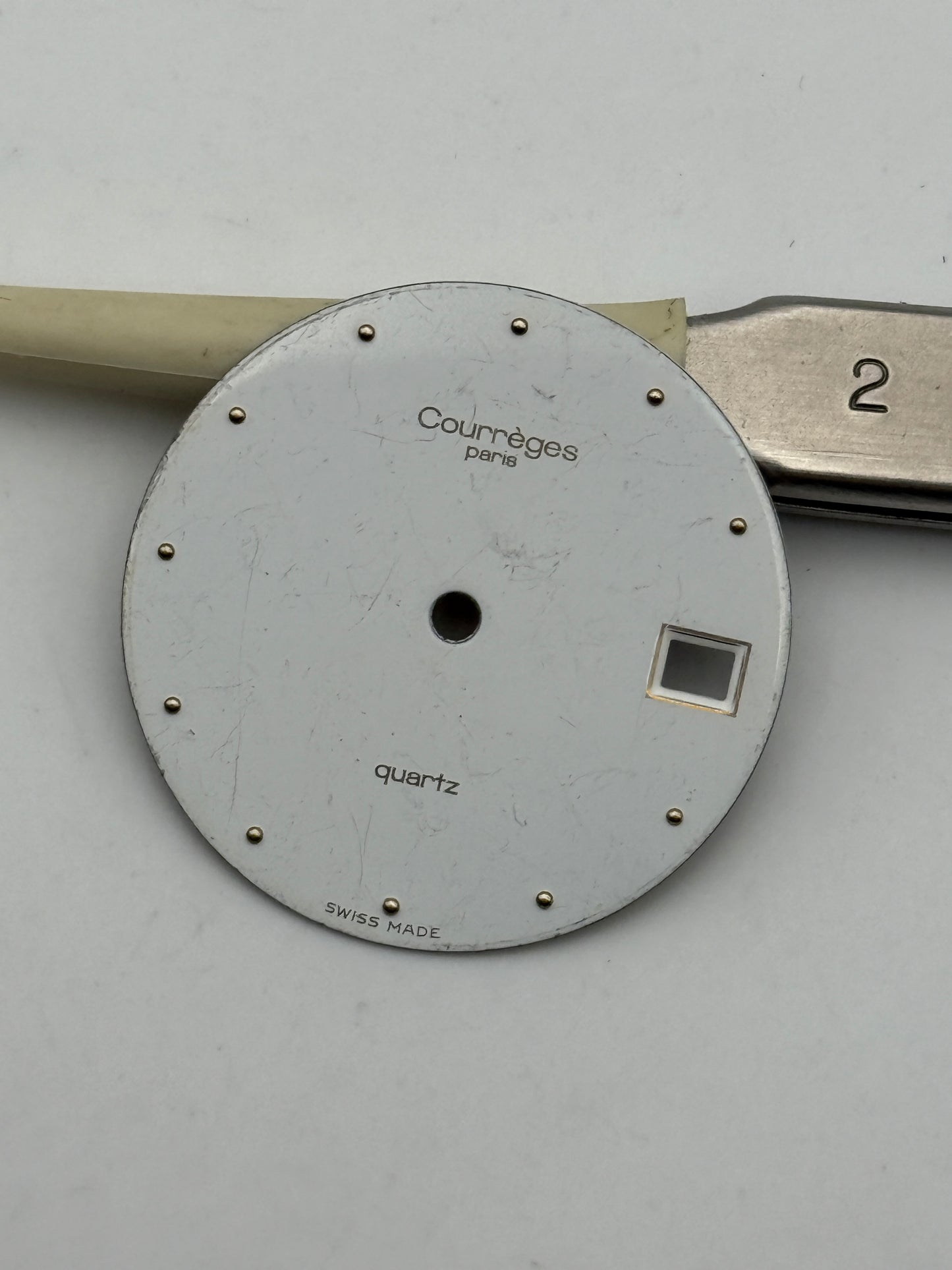 courreges paris quartz 27.5mm dial quadrante