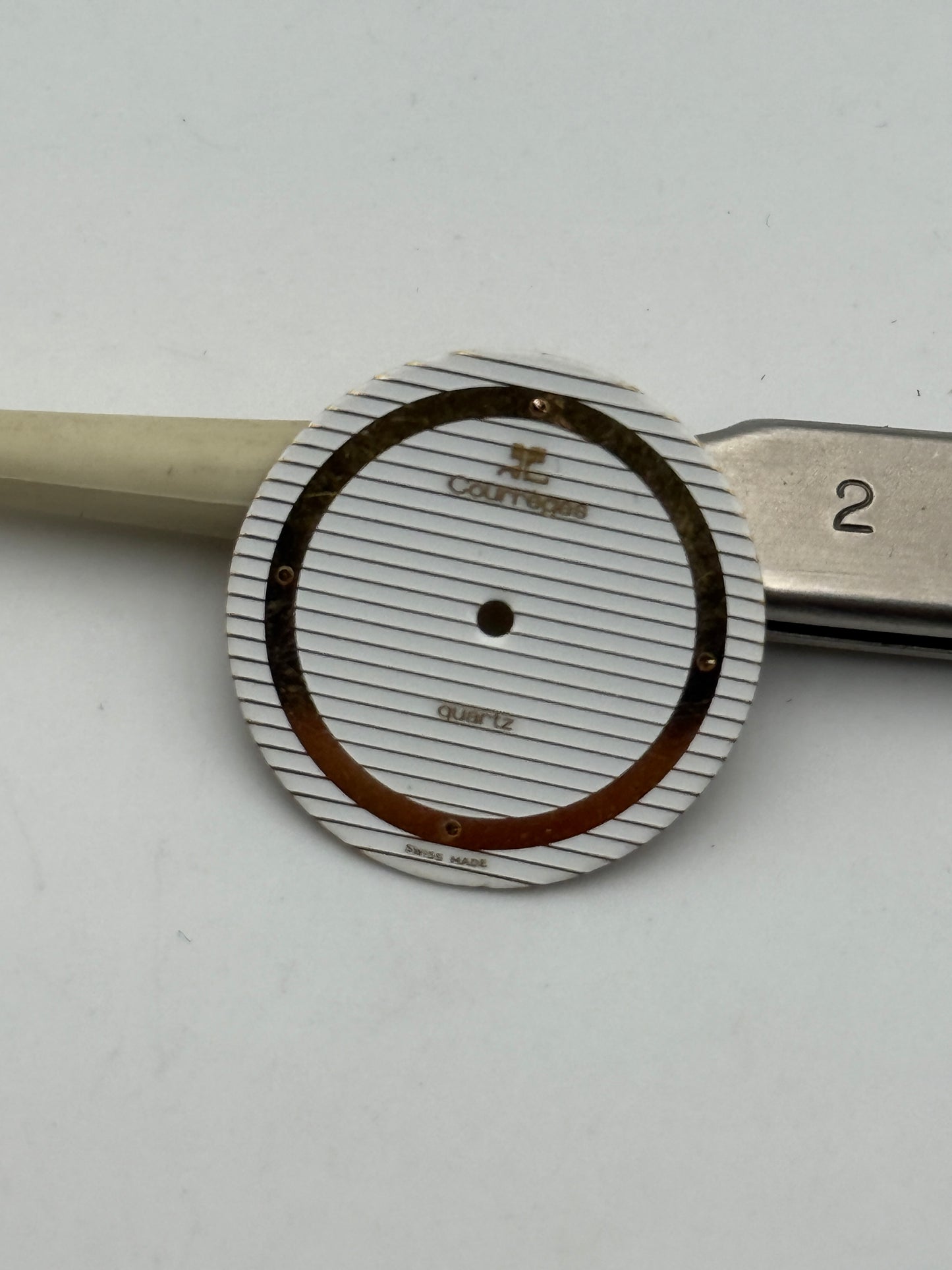 courreges quartz 21.5mm dial quadrante